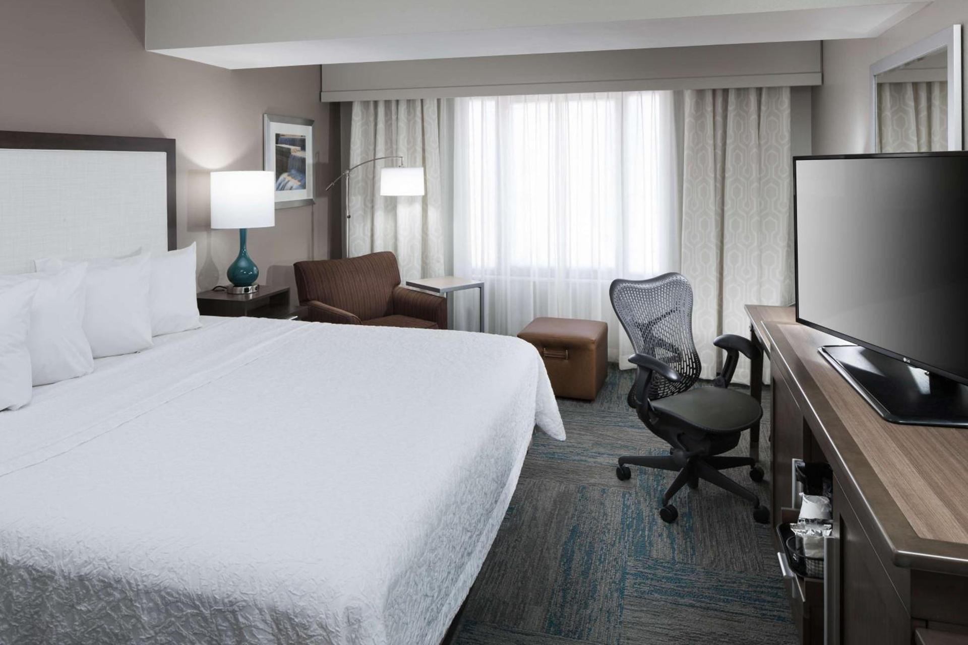Hampton Inn St Louis- at the Arch photo 22