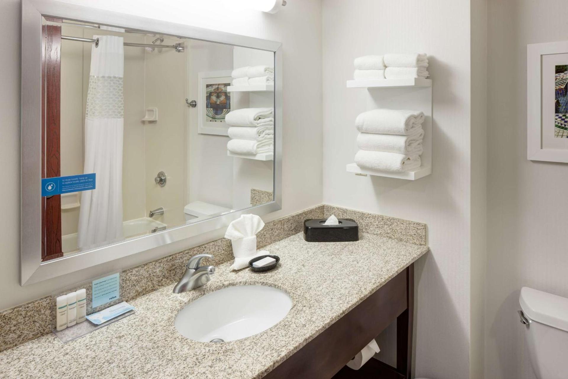 Hampton Inn St Louis- at the Arch photo 24