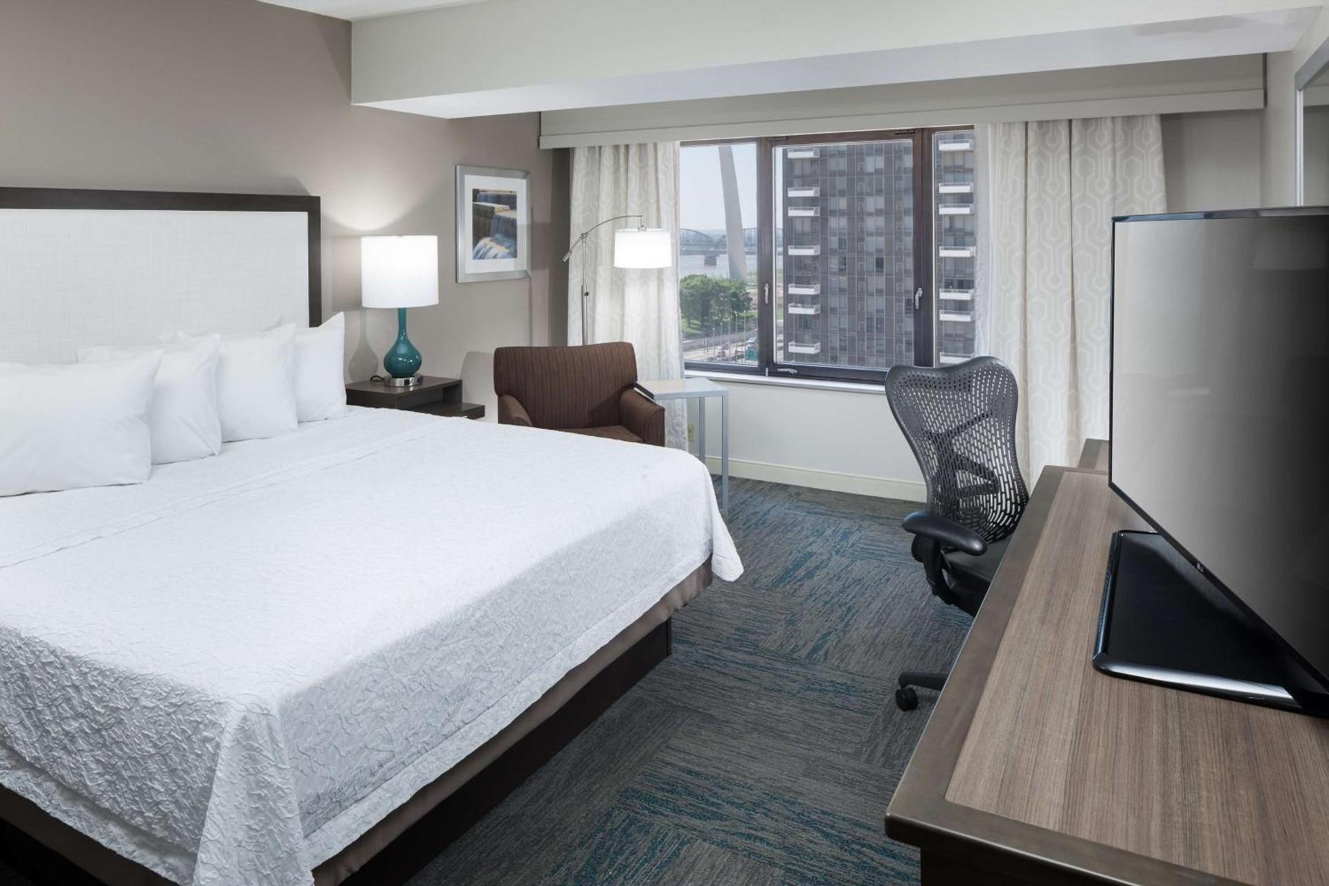Hampton Inn St Louis- at the Arch photo 28
