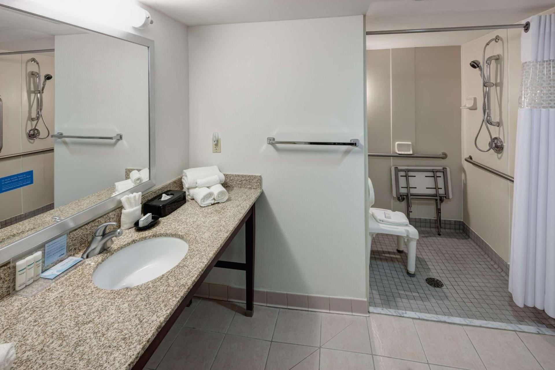 Hampton Inn St Louis- at the Arch photo 30