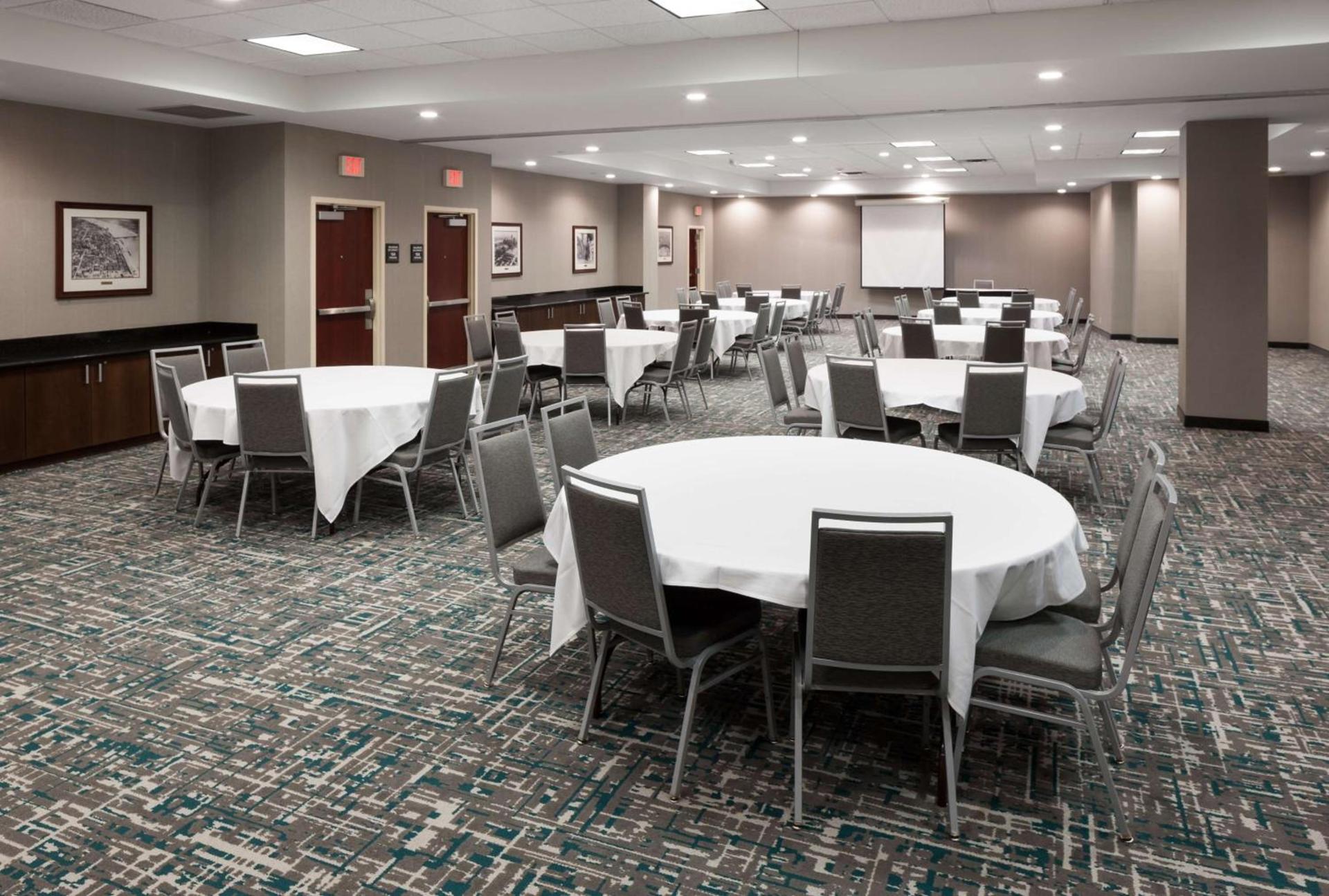 Hampton Inn St Louis- at the Arch photo 35