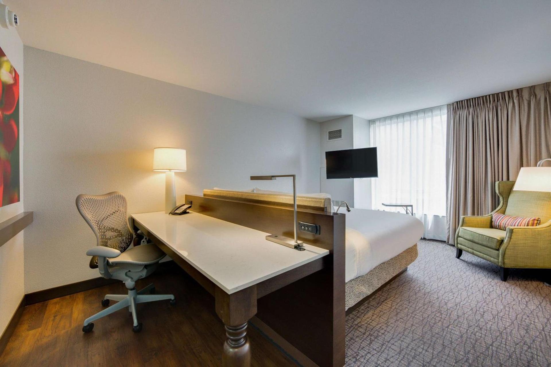 Hilton Garden Inn North Houston Spring photo 16