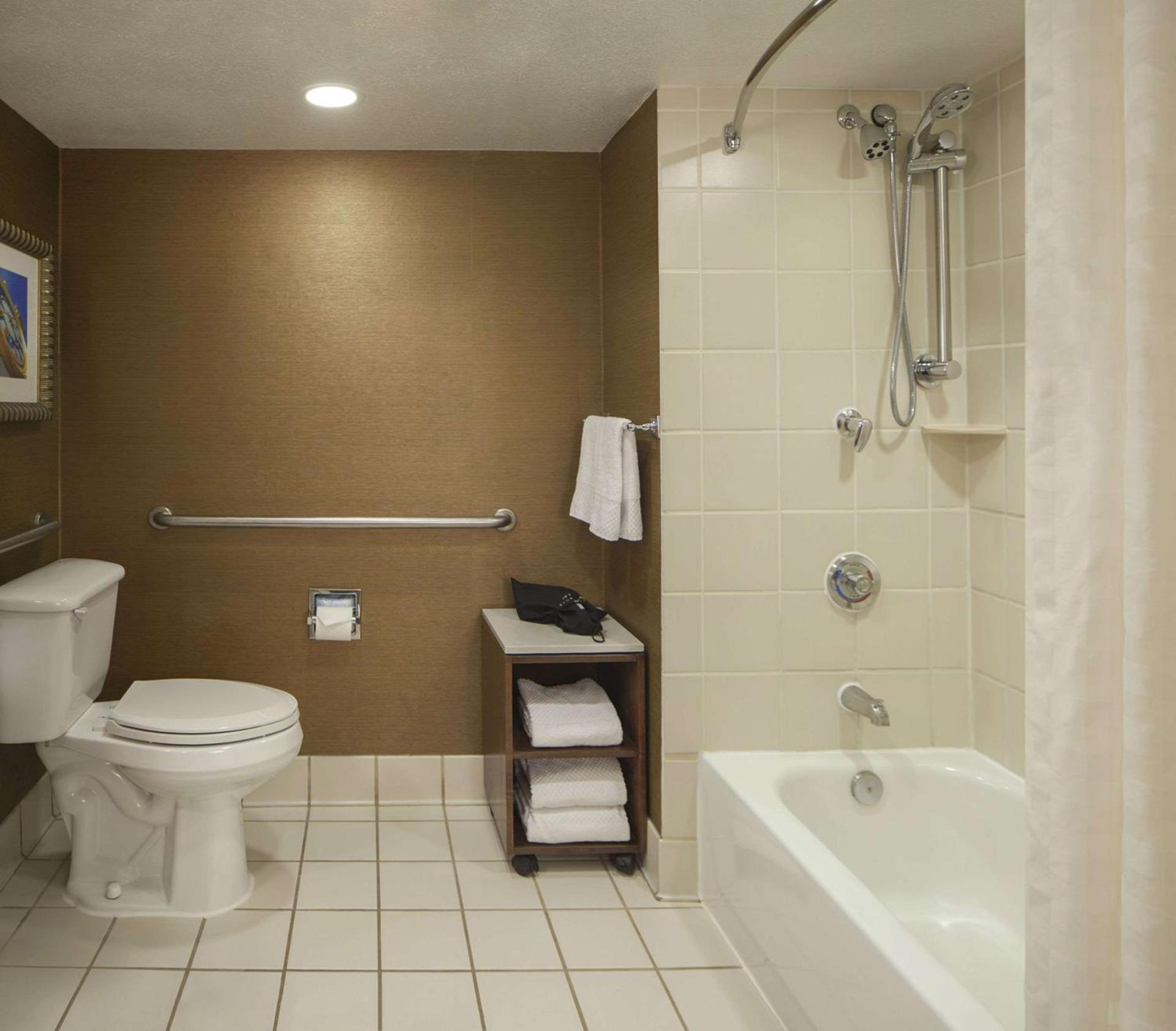 Embassy Suites by Hilton Austin The Domain Area photo 14