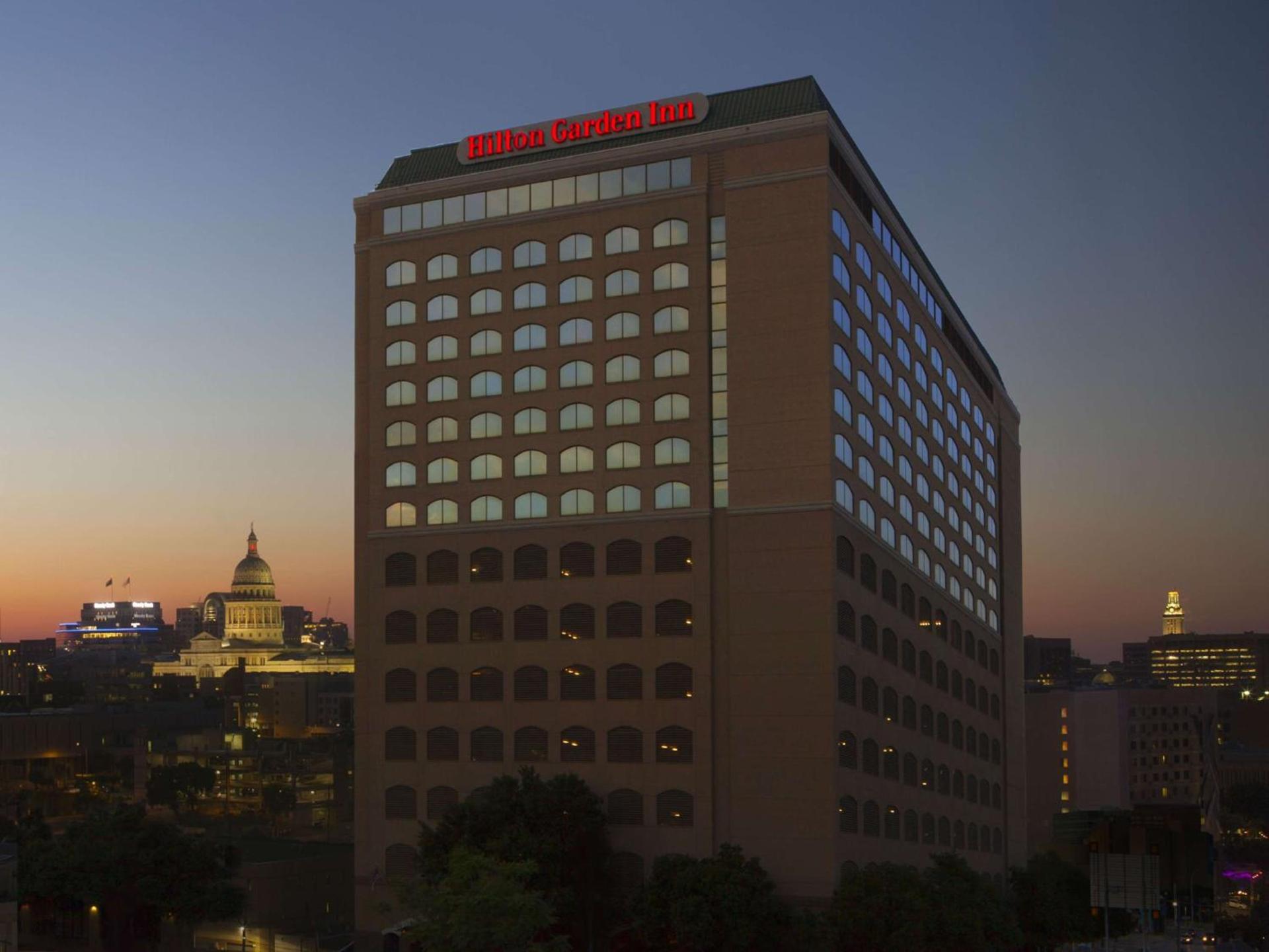 Hilton Garden Inn Austin Downtown photo 3
