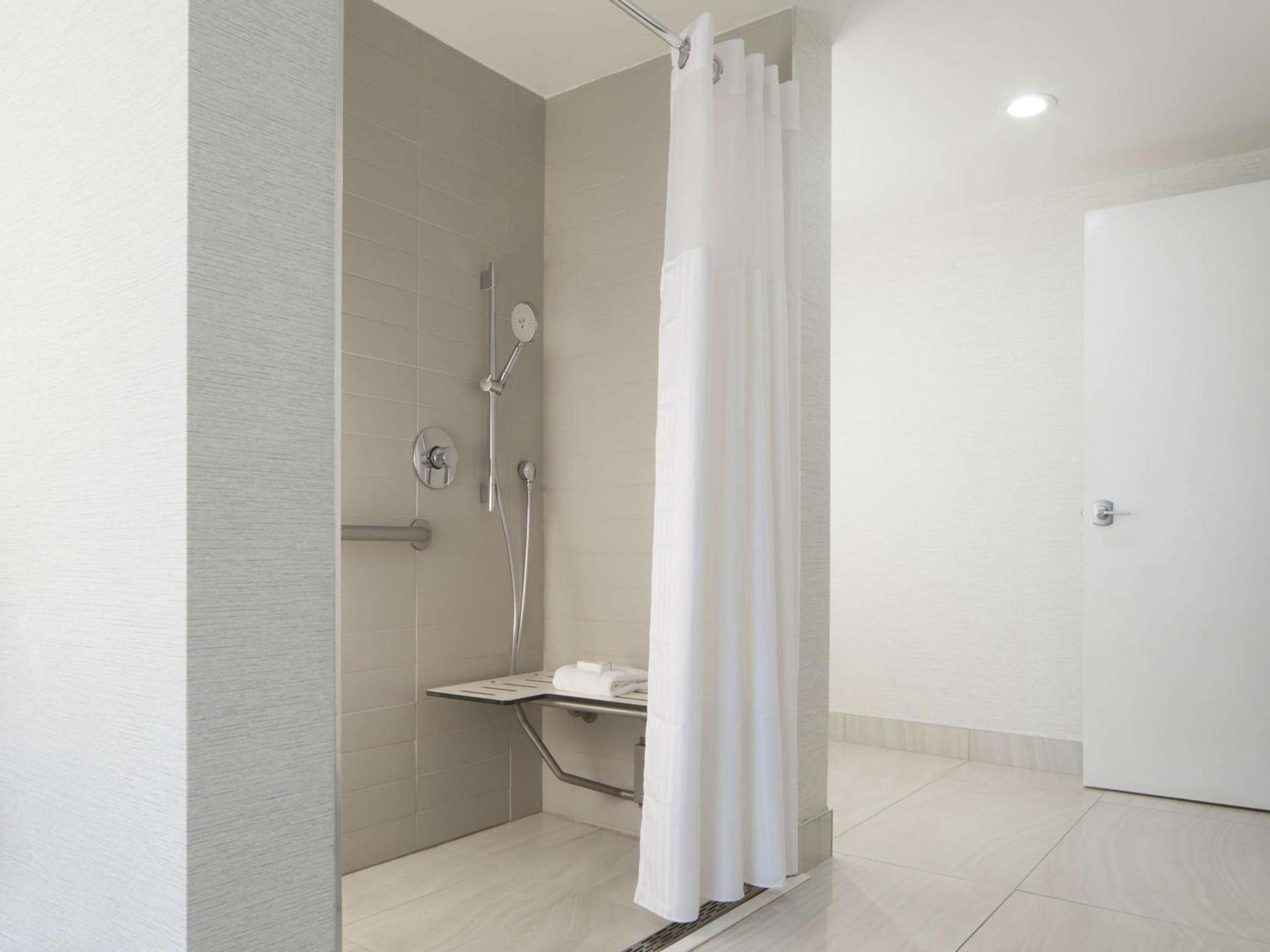 Hilton Garden Inn Austin Downtown photo 15