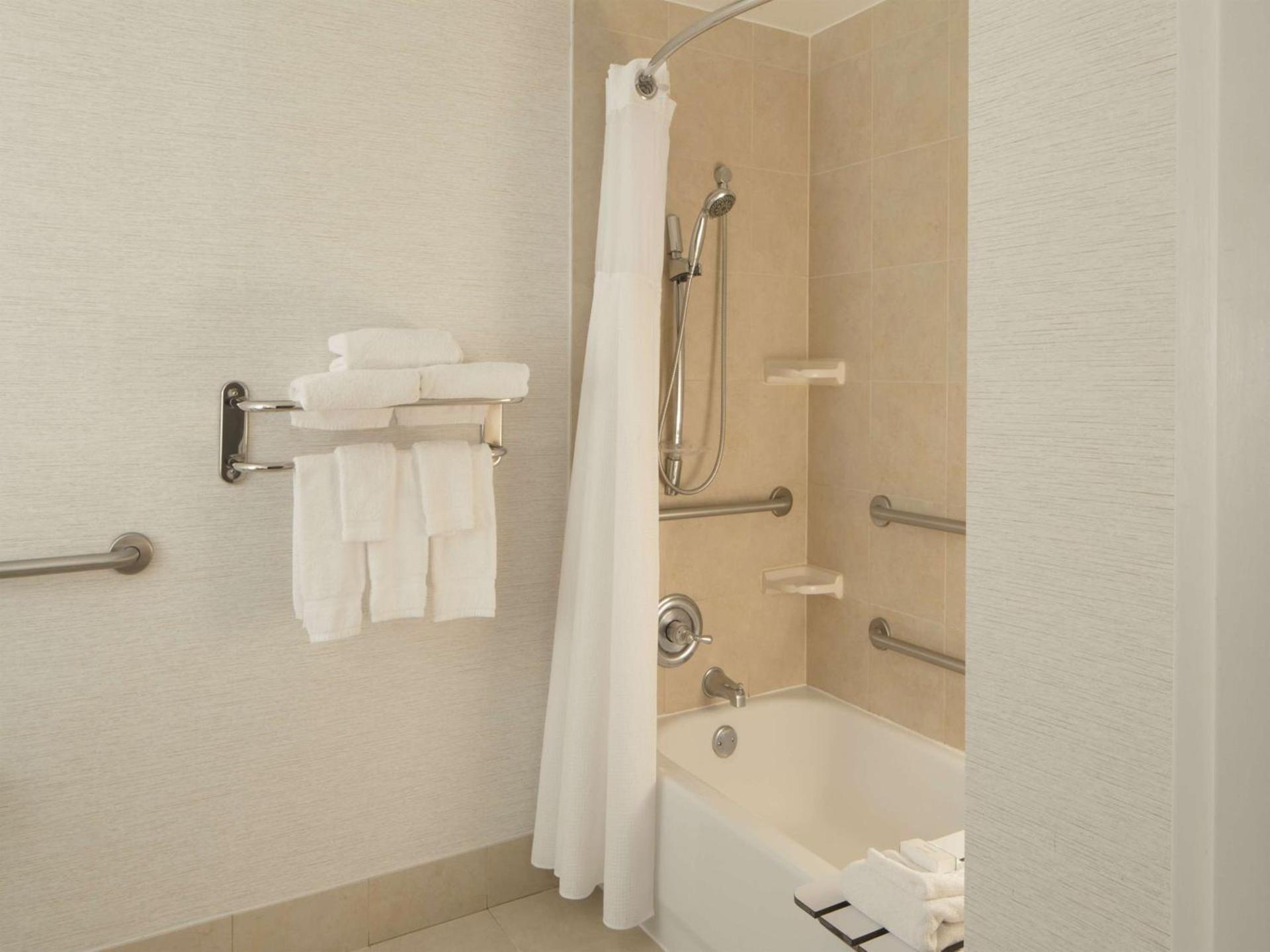 Hilton Garden Inn Austin Downtown photo 14