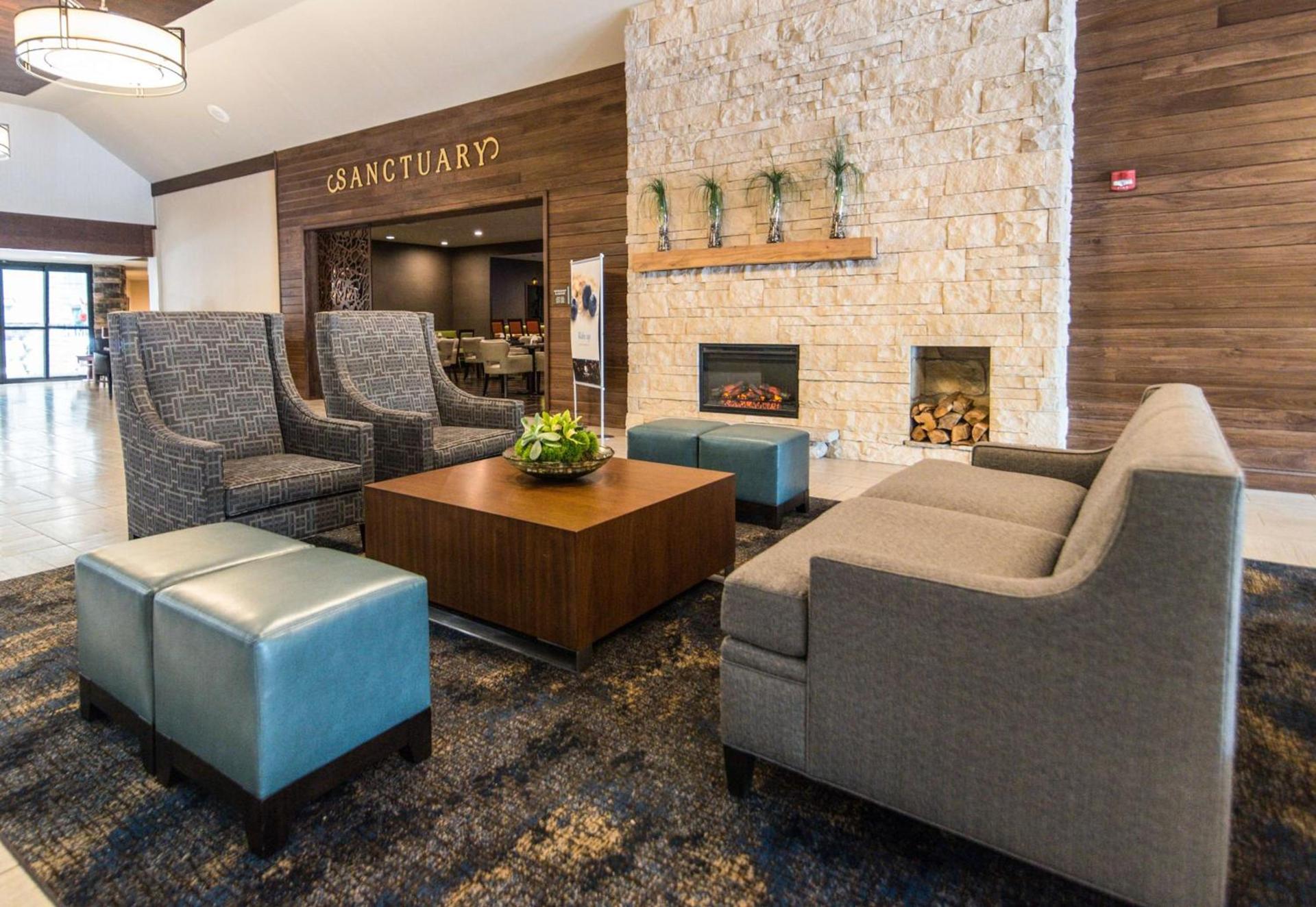 Wyndham Garden Westlake photo 7