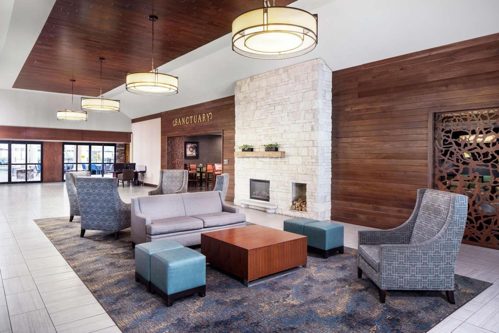 Wyndham Garden Westlake photo 4