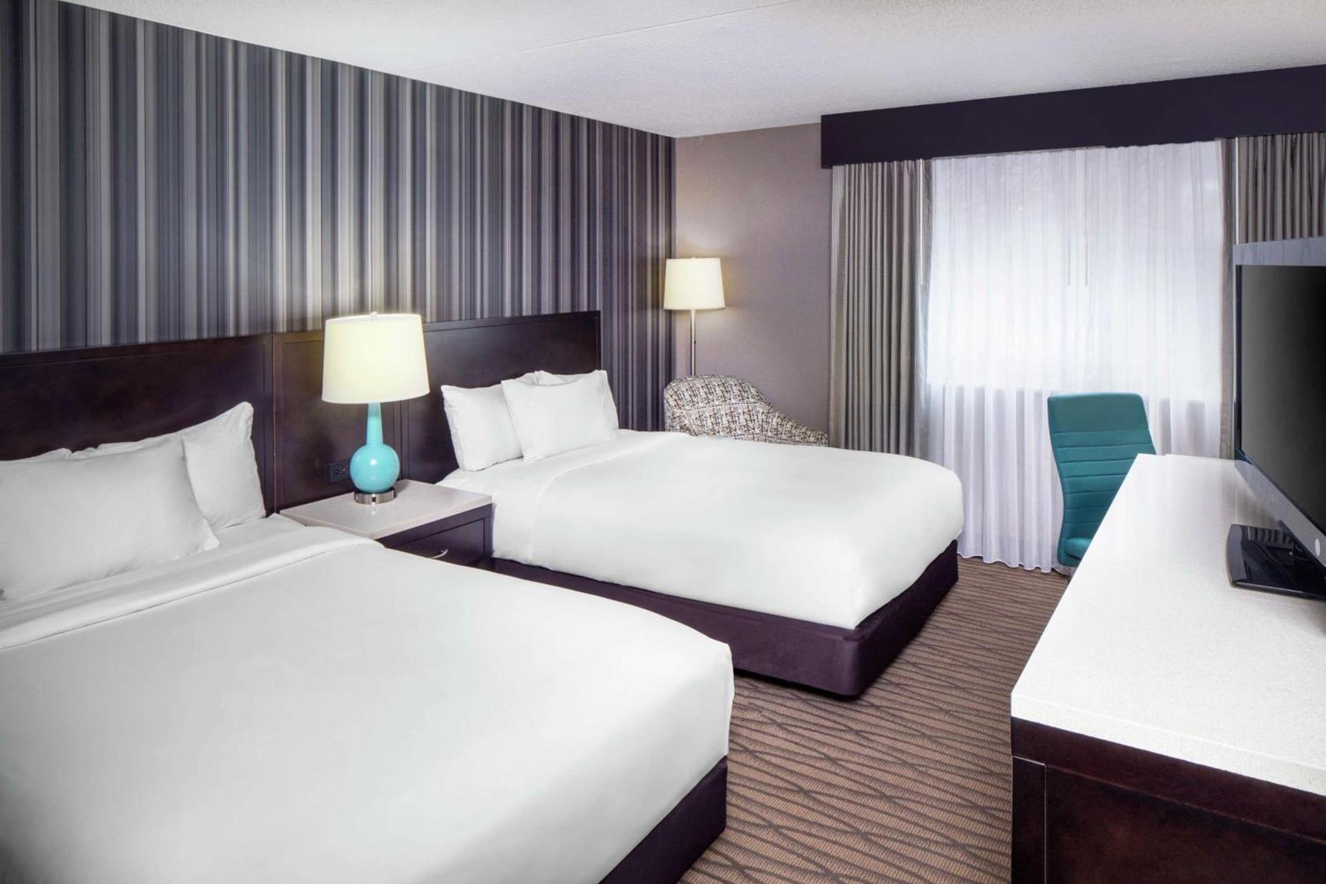 Wyndham Garden Westlake photo 2