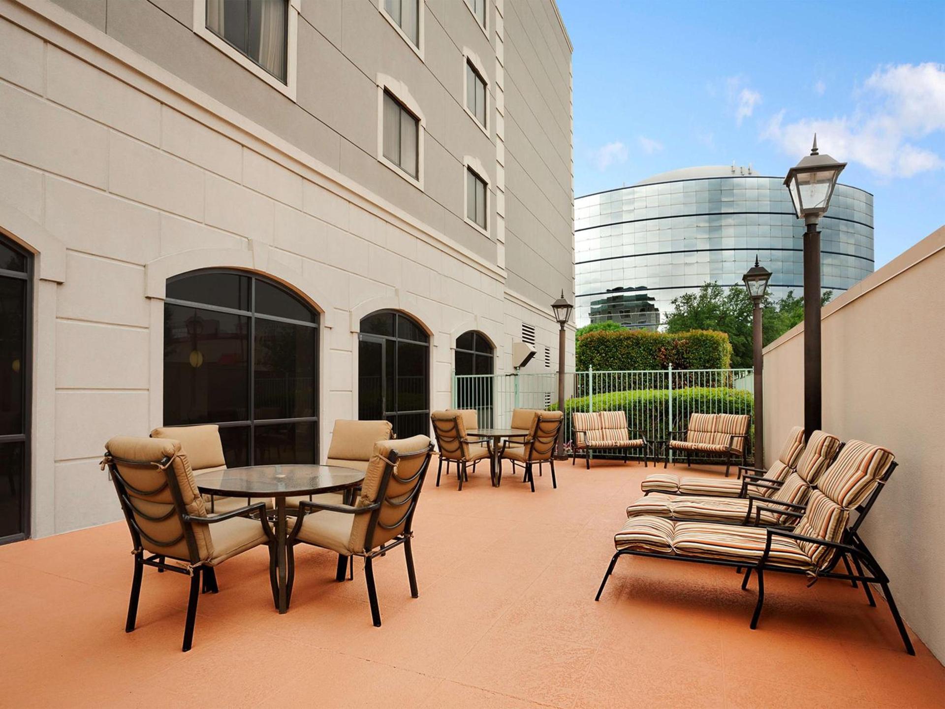 Embassy Suites by Hilton Dallas Near the Galleria photo 3