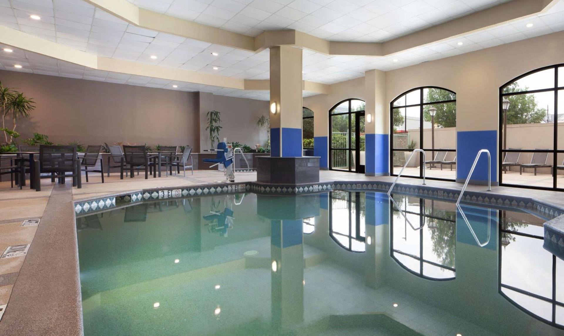 Embassy Suites by Hilton Dallas Near the Galleria photo 12