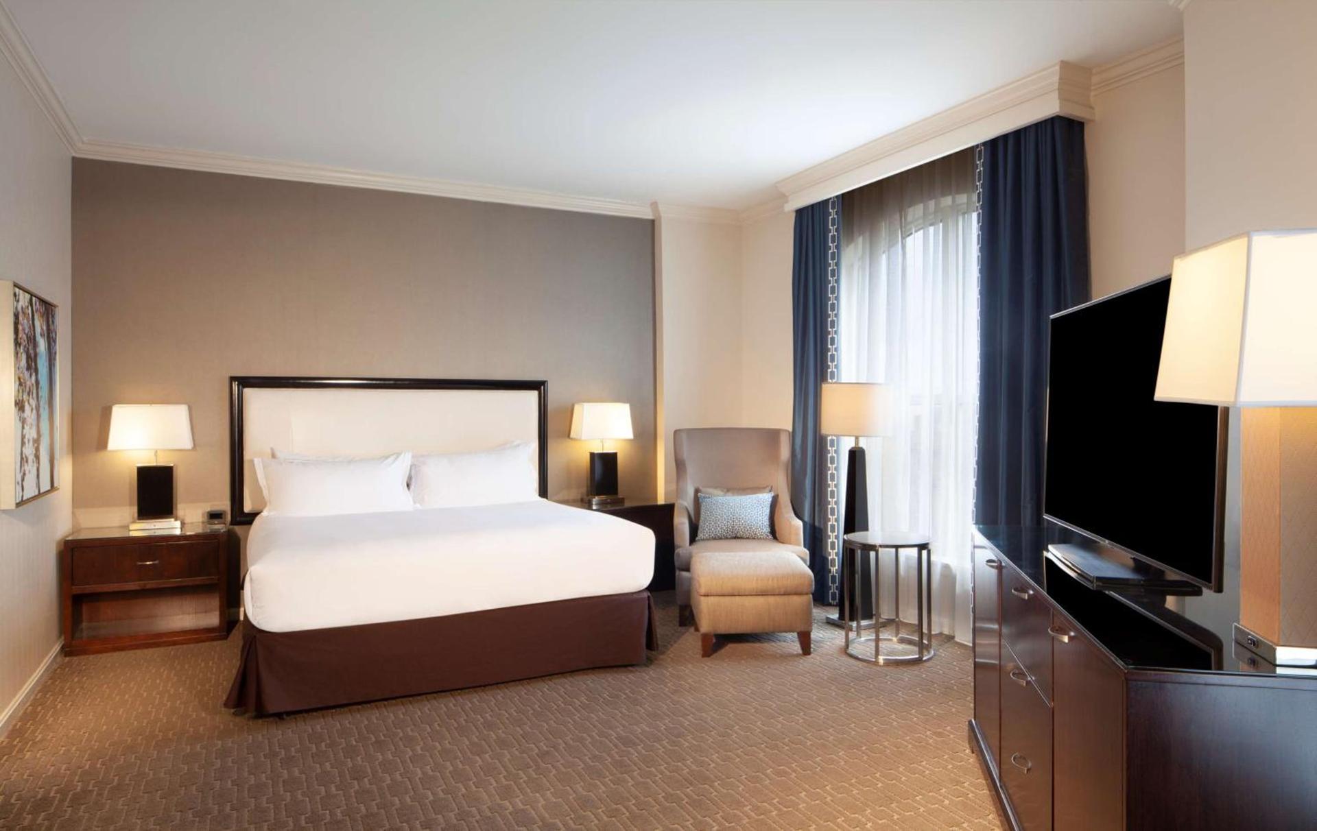 Hilton Alexandria Old Town photo 40