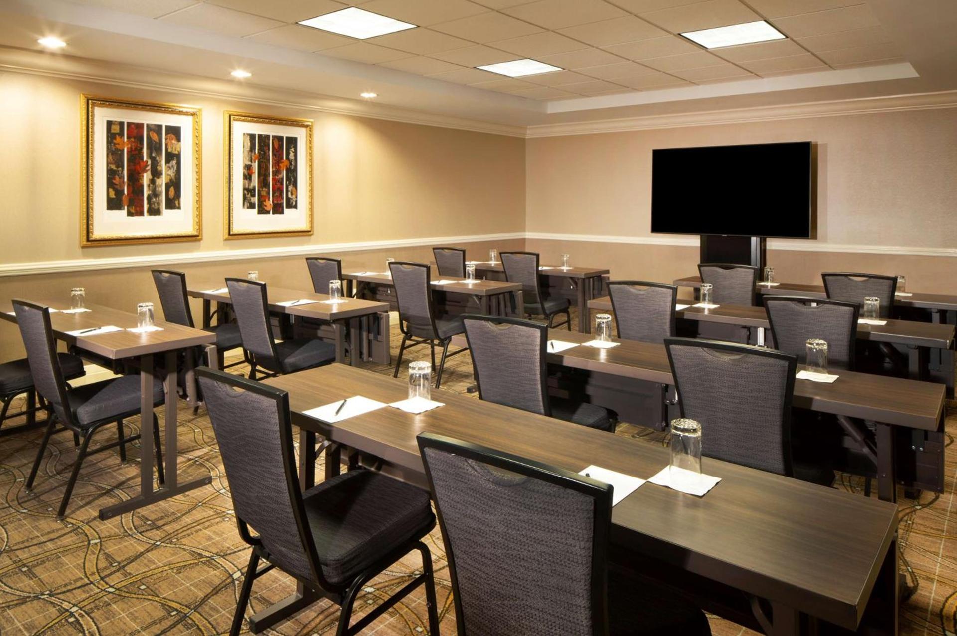 Hilton Alexandria Old Town photo 58