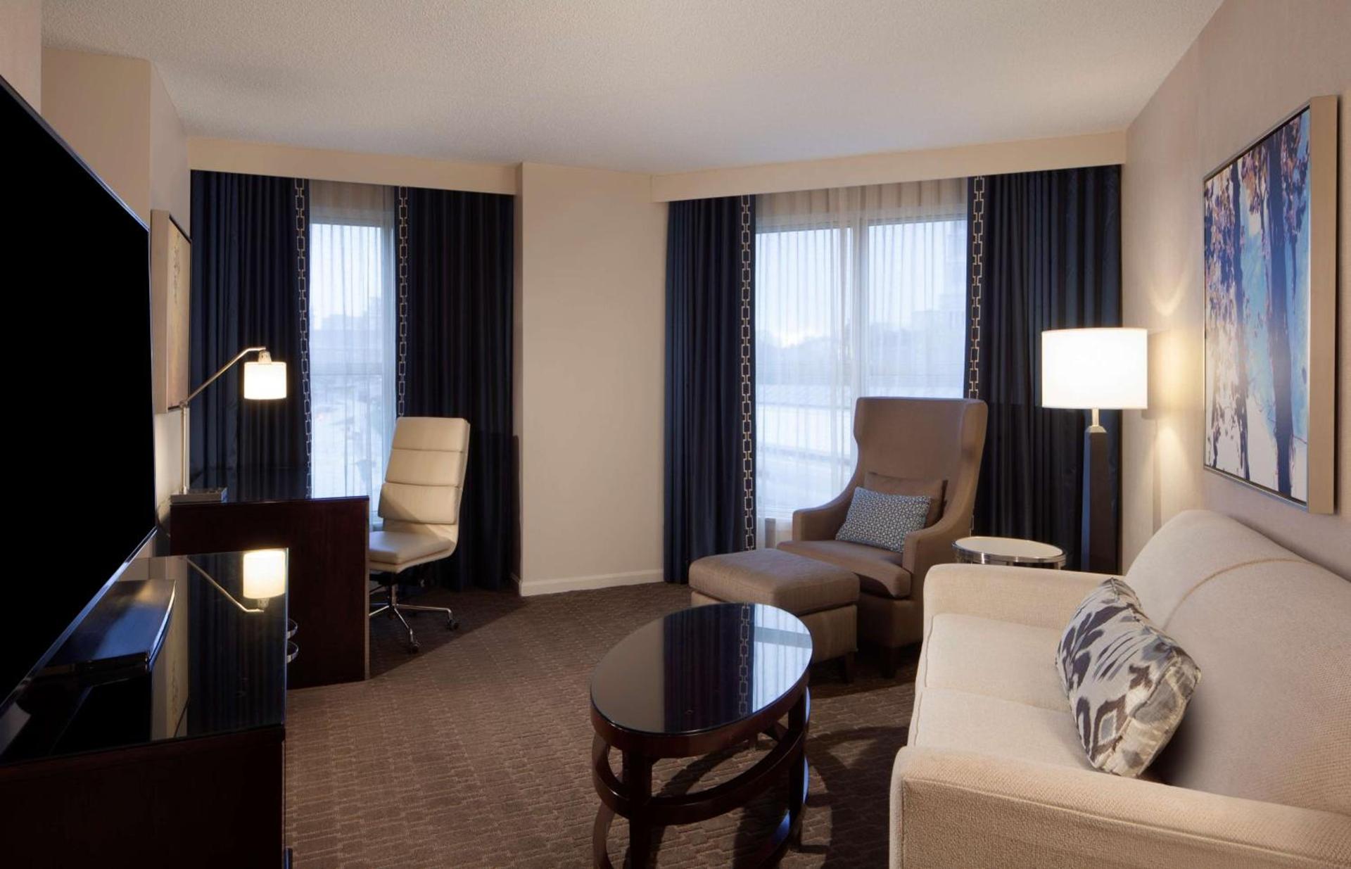 Hilton Alexandria Old Town photo 89
