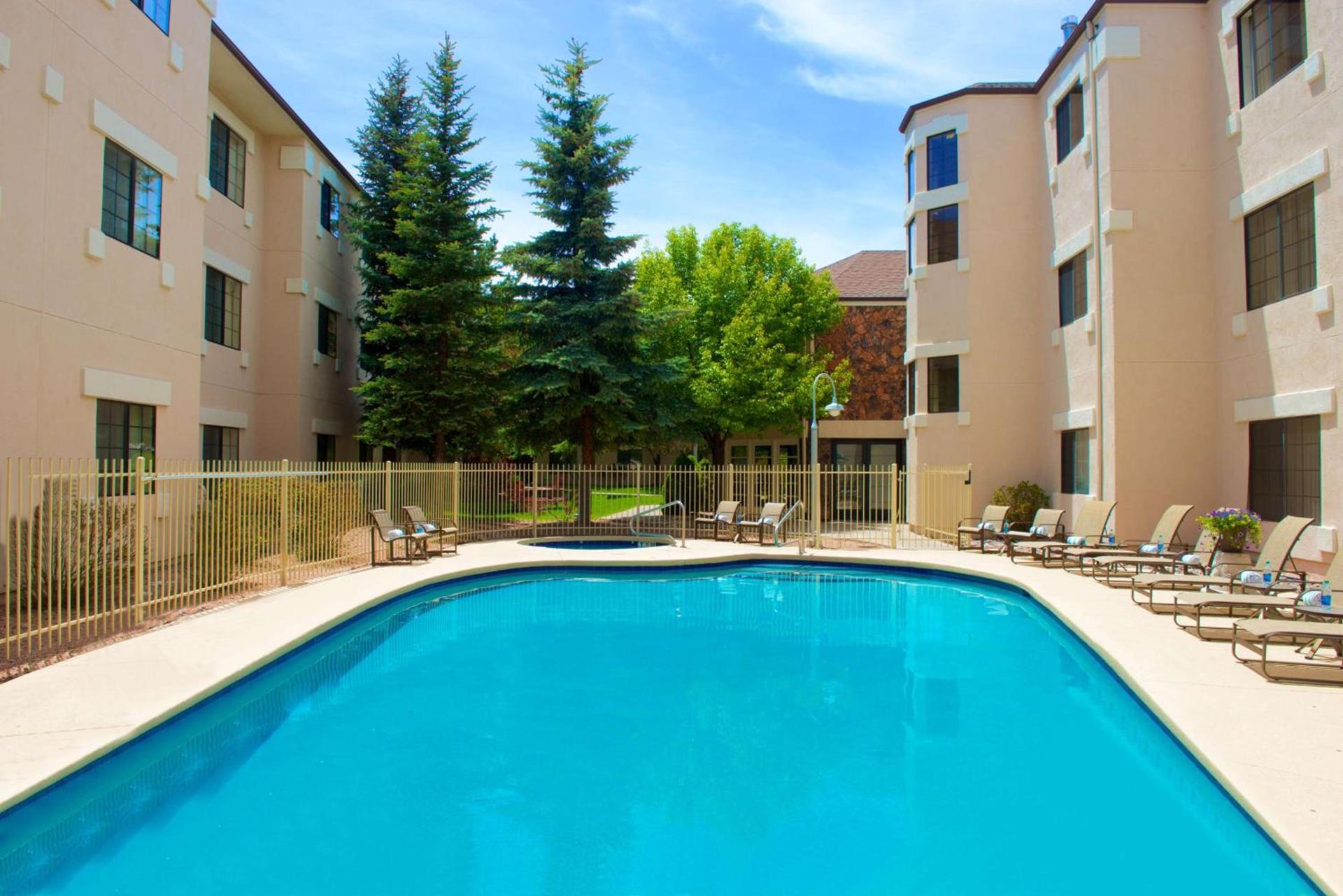 Embassy Suites by Hilton Flagstaff photo 6
