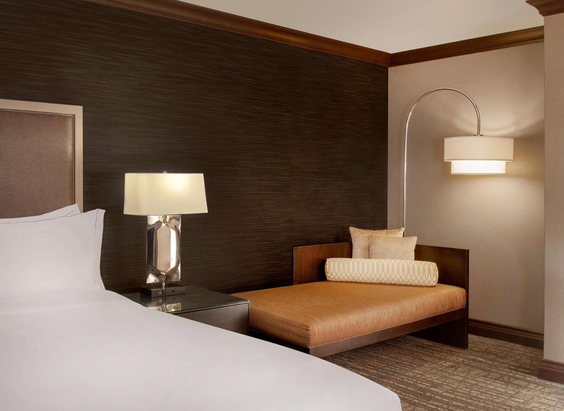 Hilton Fort Worth photo 16