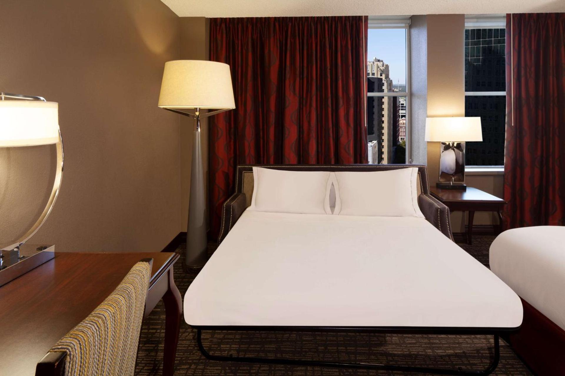 Hilton Fort Worth photo 20