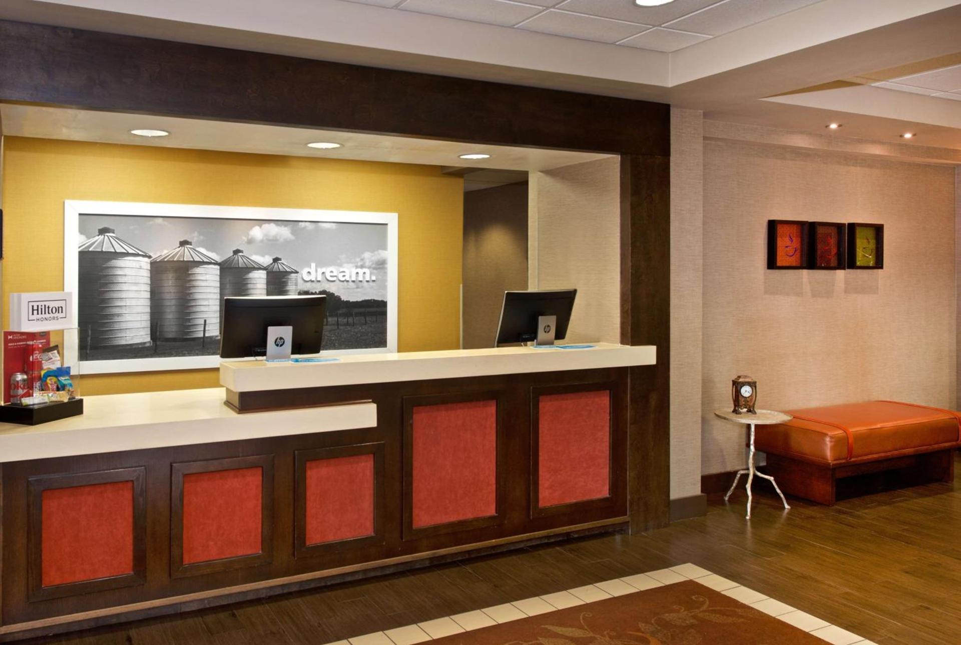 Hampton Inn & Suites N Ft Worth-Alliance Airport photo 47