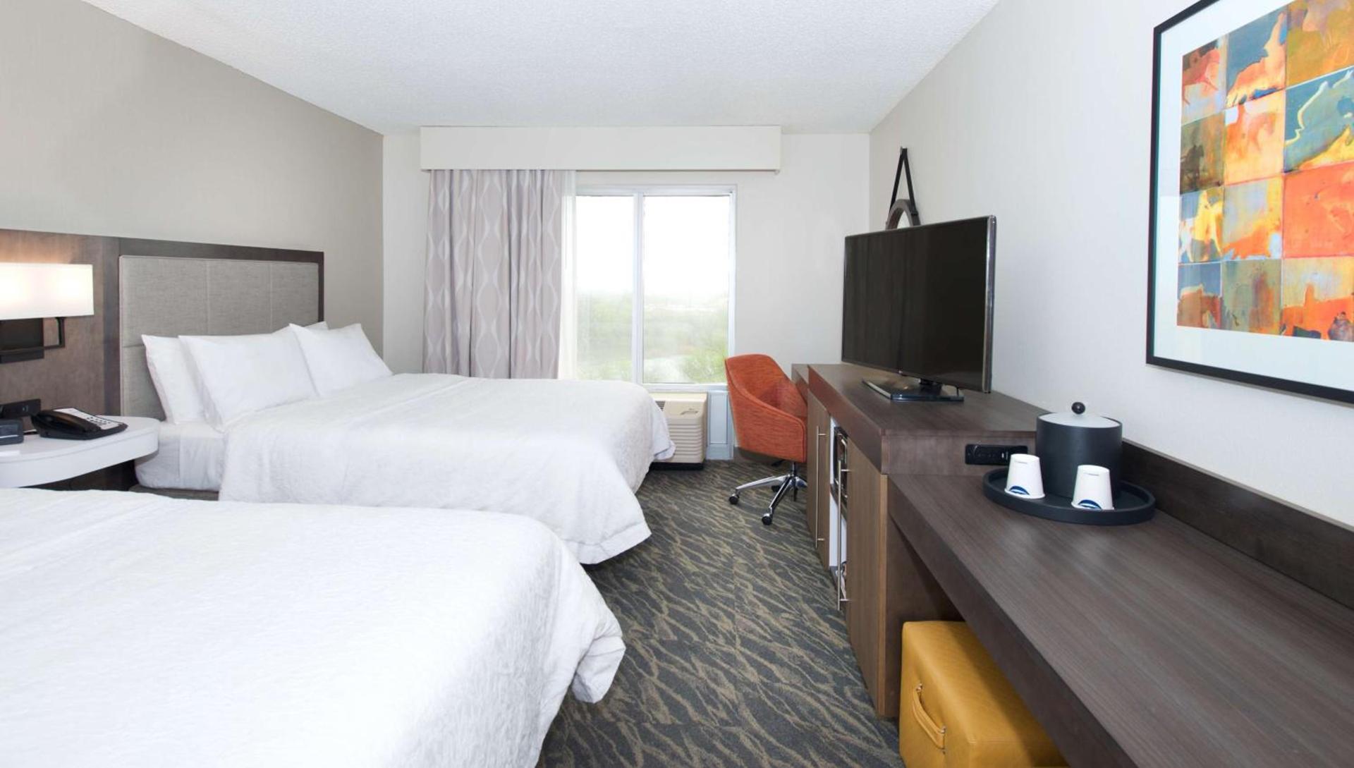 Hampton Inn & Suites N Ft Worth-Alliance Airport photo 40