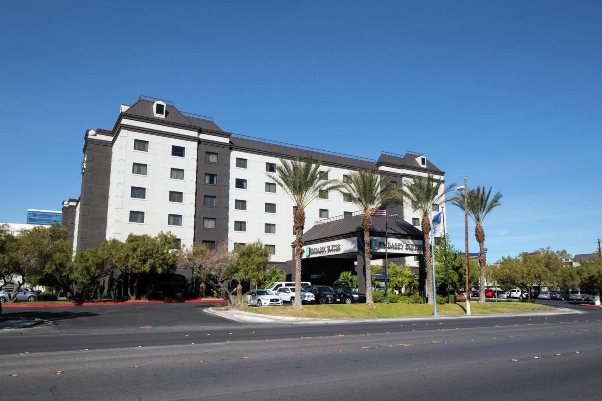 Embassy Suites by Hilton Las Vegas photo 2