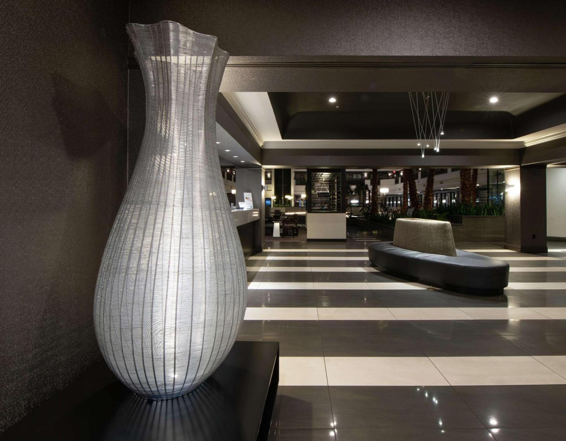 Embassy Suites by Hilton Las Vegas photo 13
