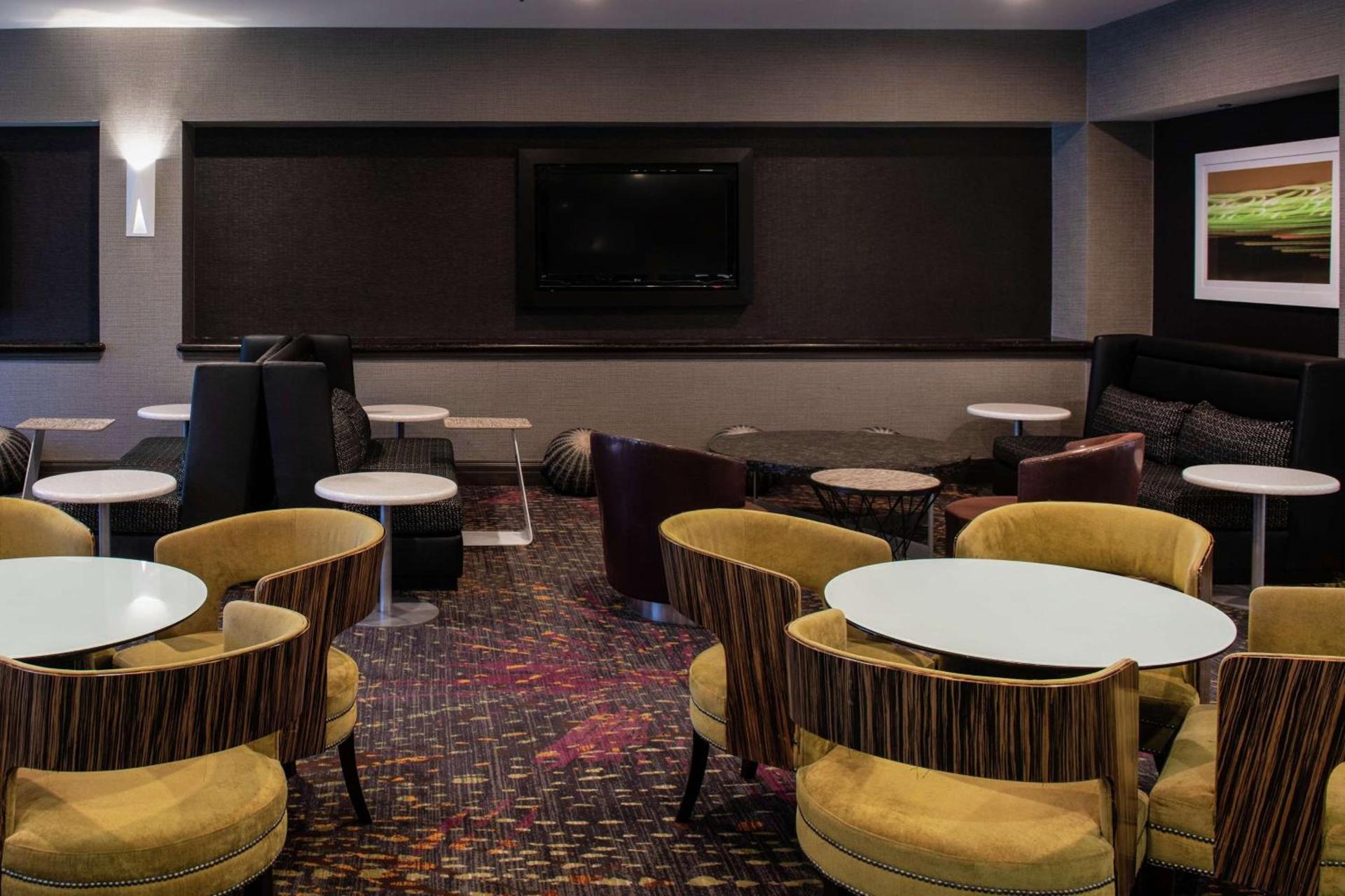 Embassy Suites by Hilton Las Vegas photo 22