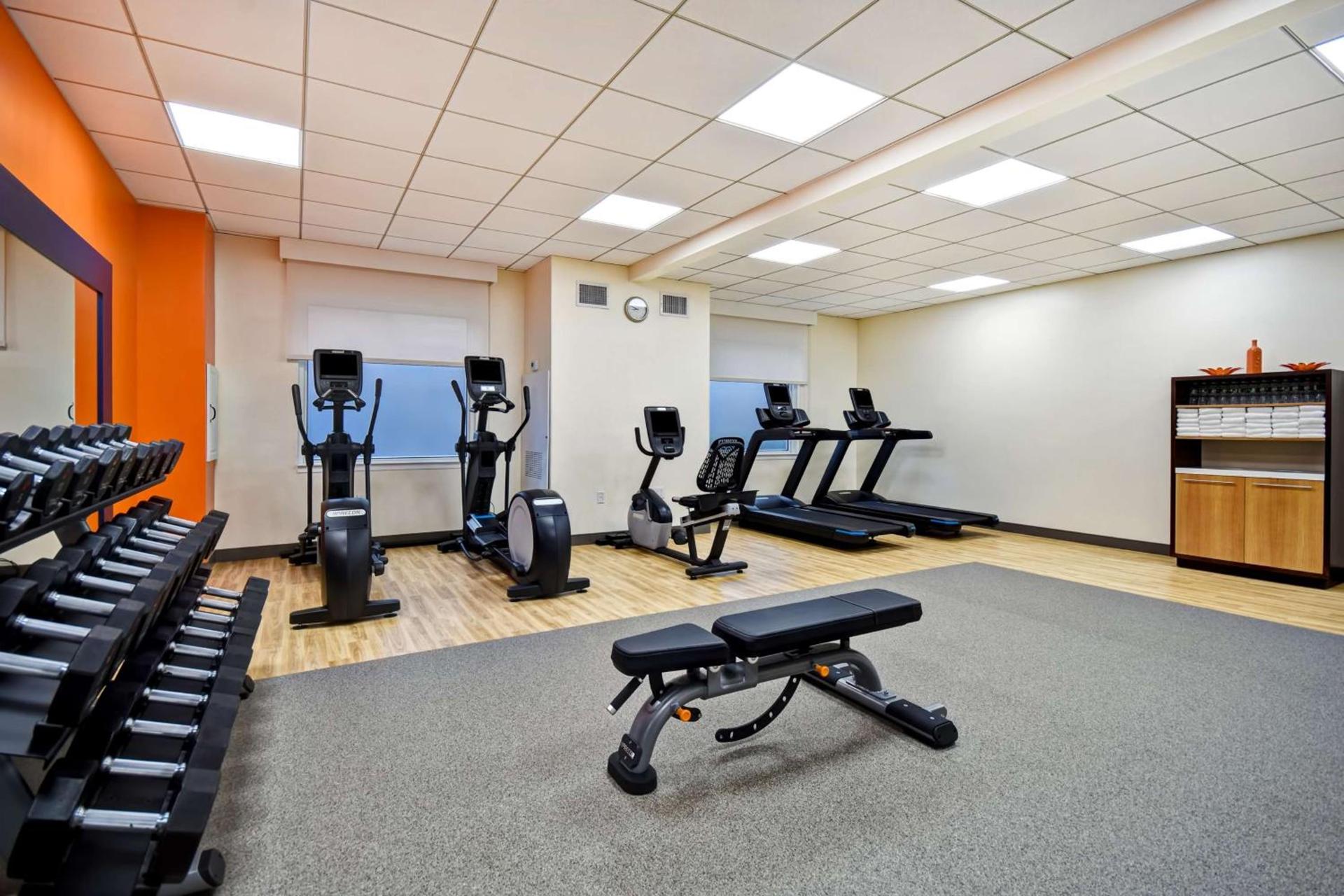 Hampton Inn NY-JFK photo 28