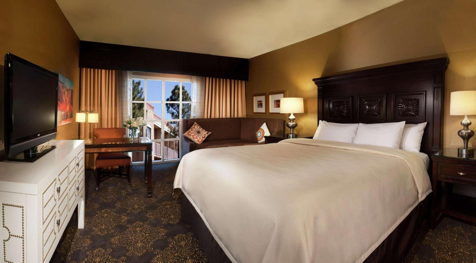 Hilton Santa Fe Historic Plaza photo 37