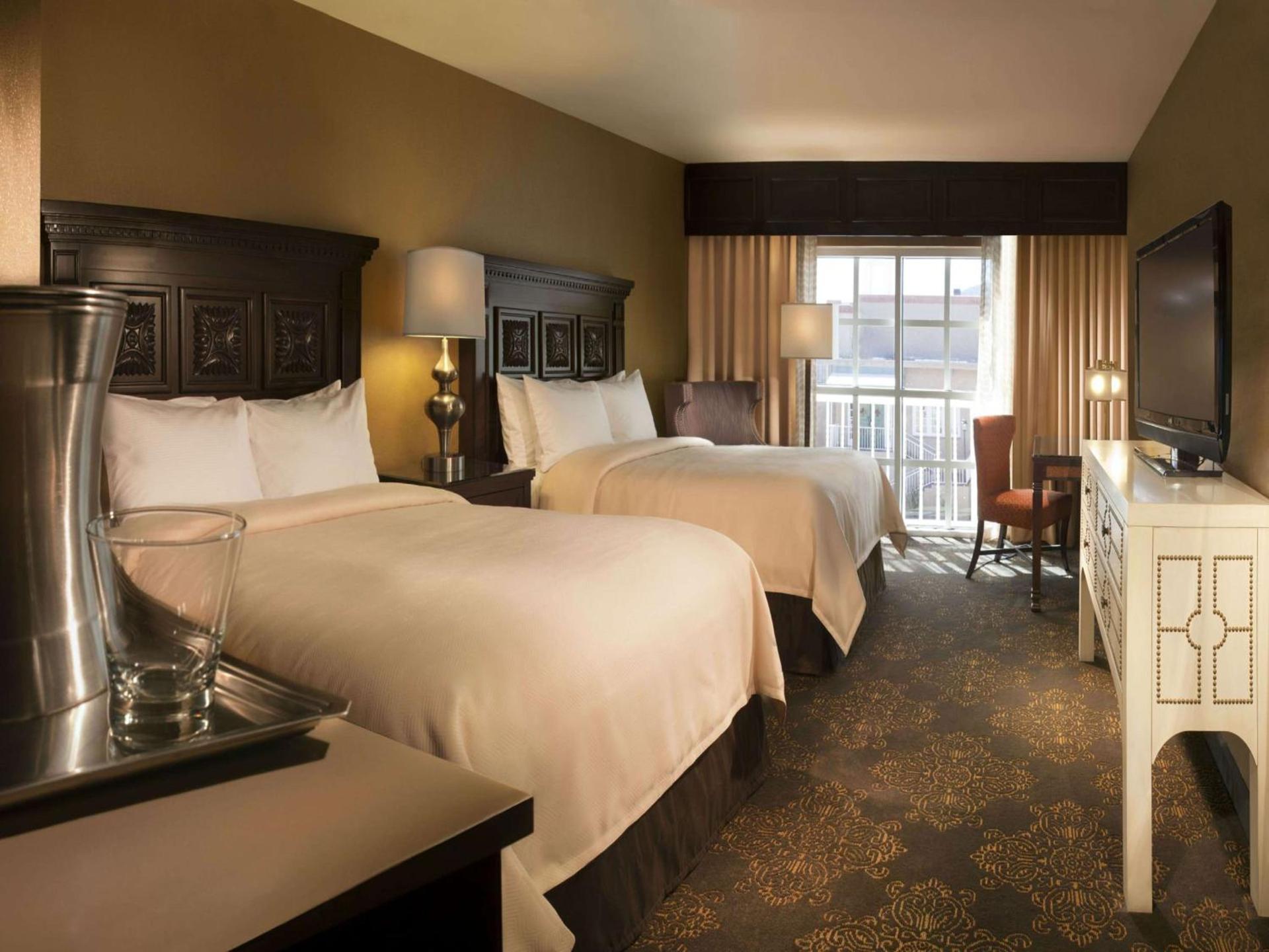 Hilton Santa Fe Historic Plaza photo 38