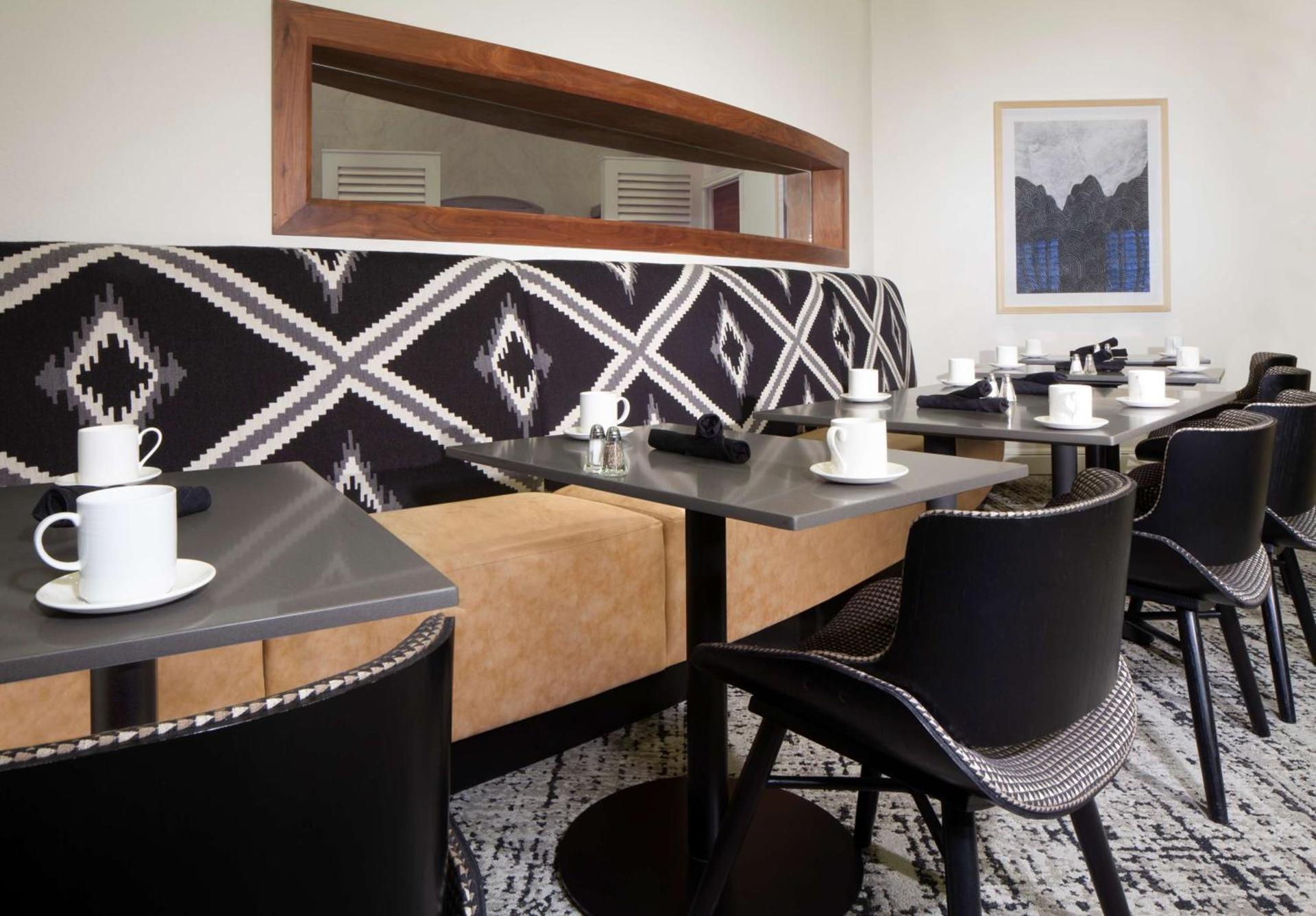 Hilton Santa Cruz Scotts Valley photo 18