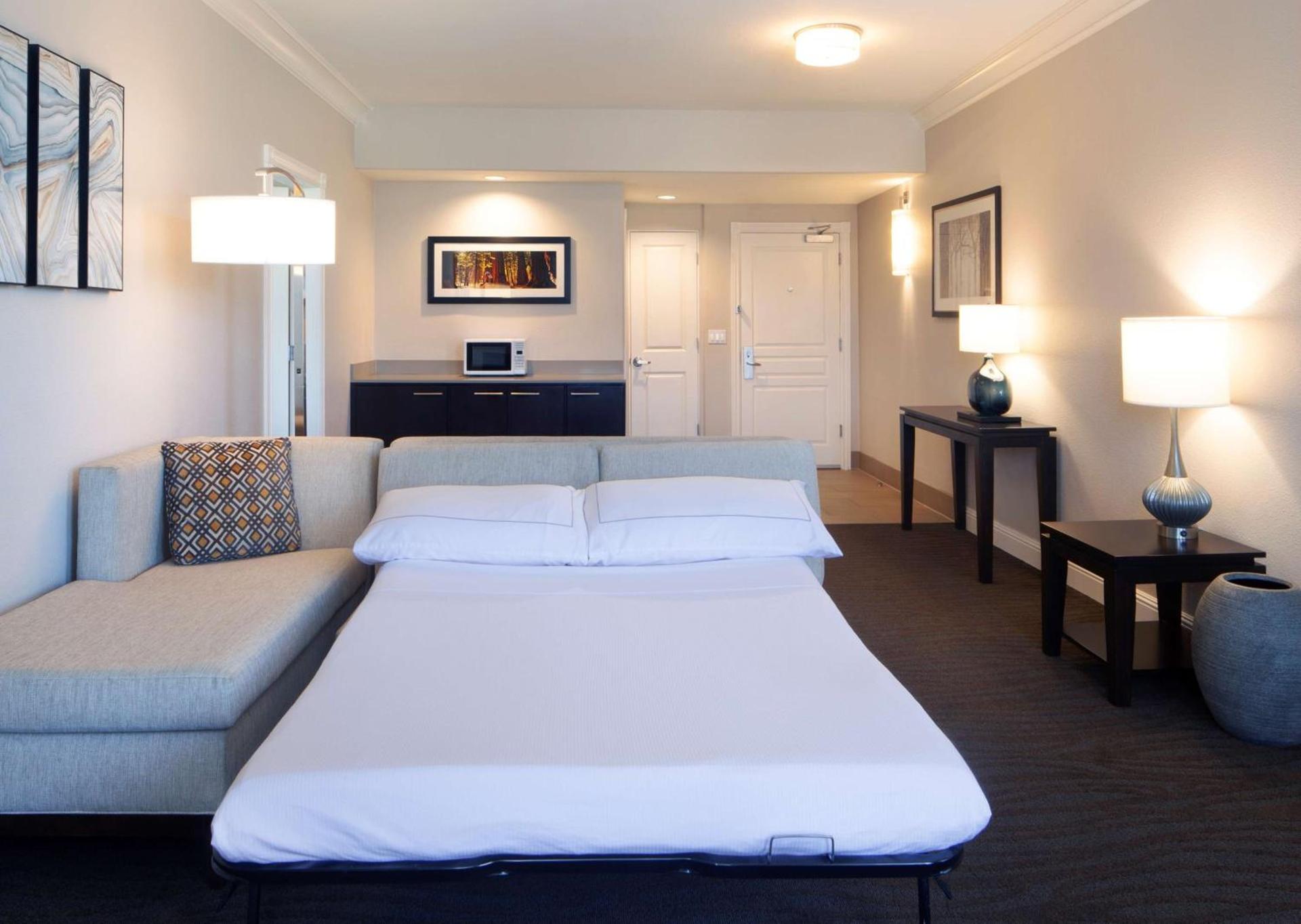 Hilton Santa Cruz Scotts Valley photo 29