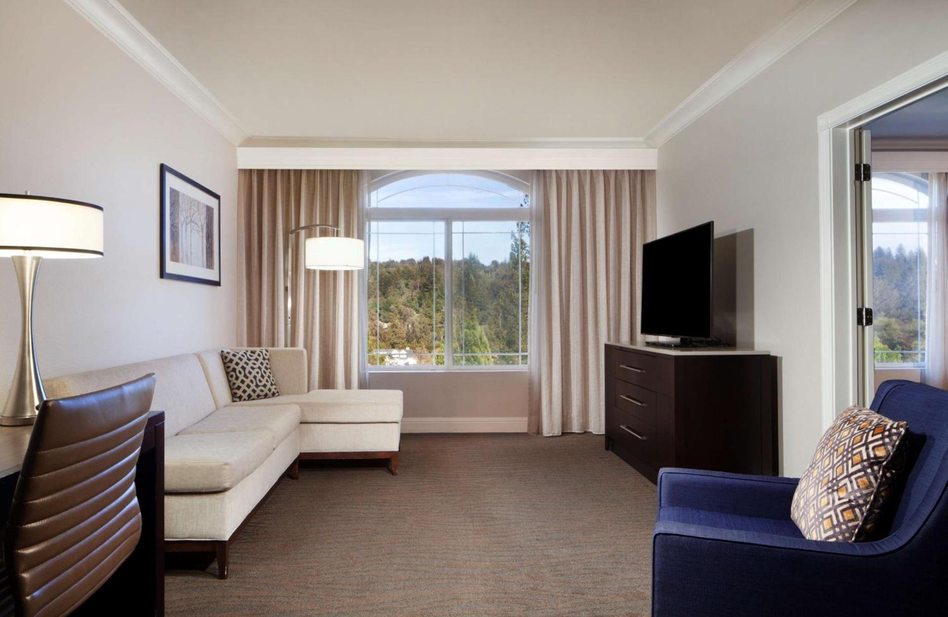 Hilton Santa Cruz Scotts Valley photo 35