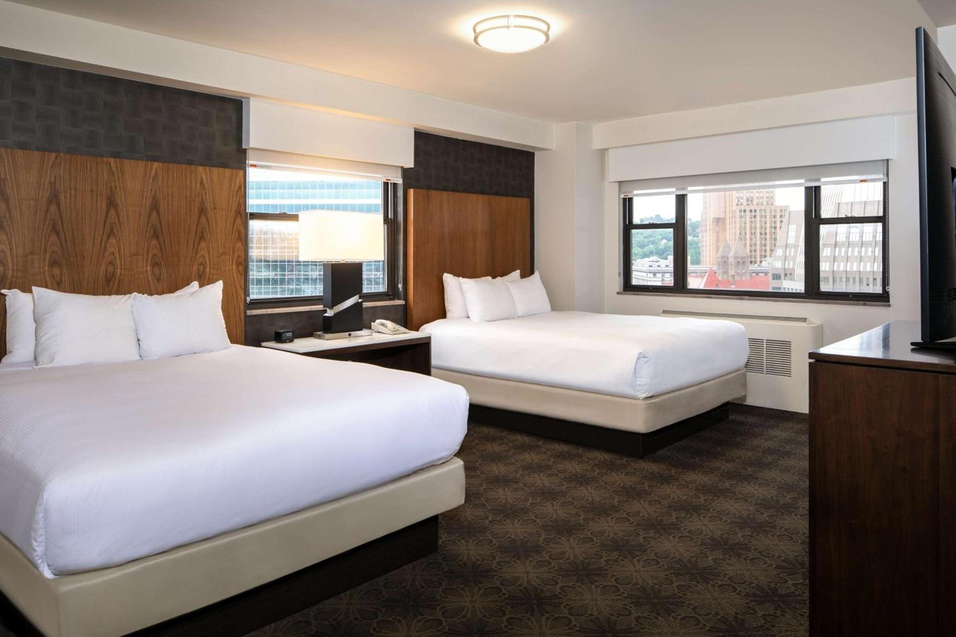DoubleTree by Hilton Hotel & Suites Pittsburgh Downtown photo 37