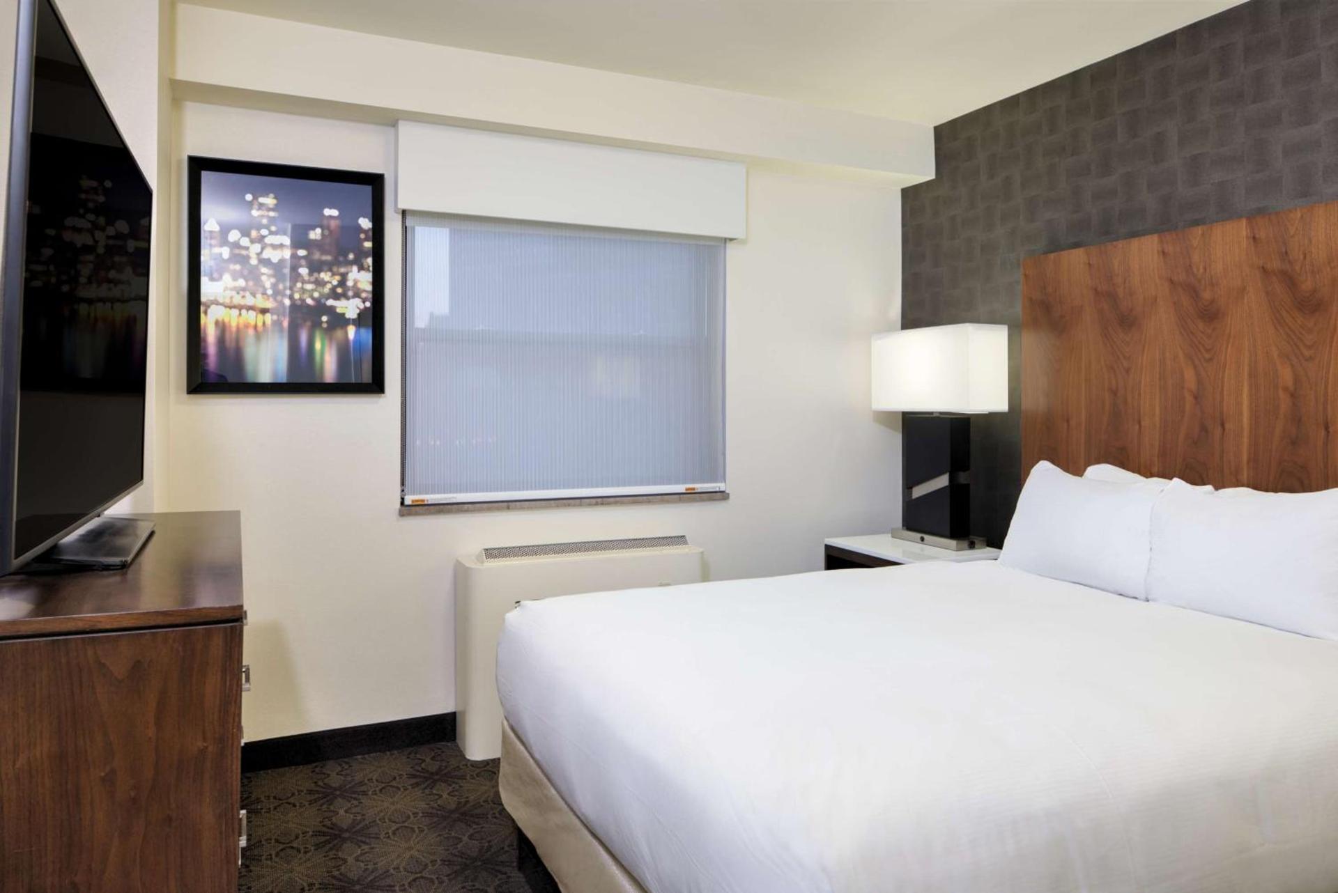 DoubleTree by Hilton Hotel & Suites Pittsburgh Downtown photo 40