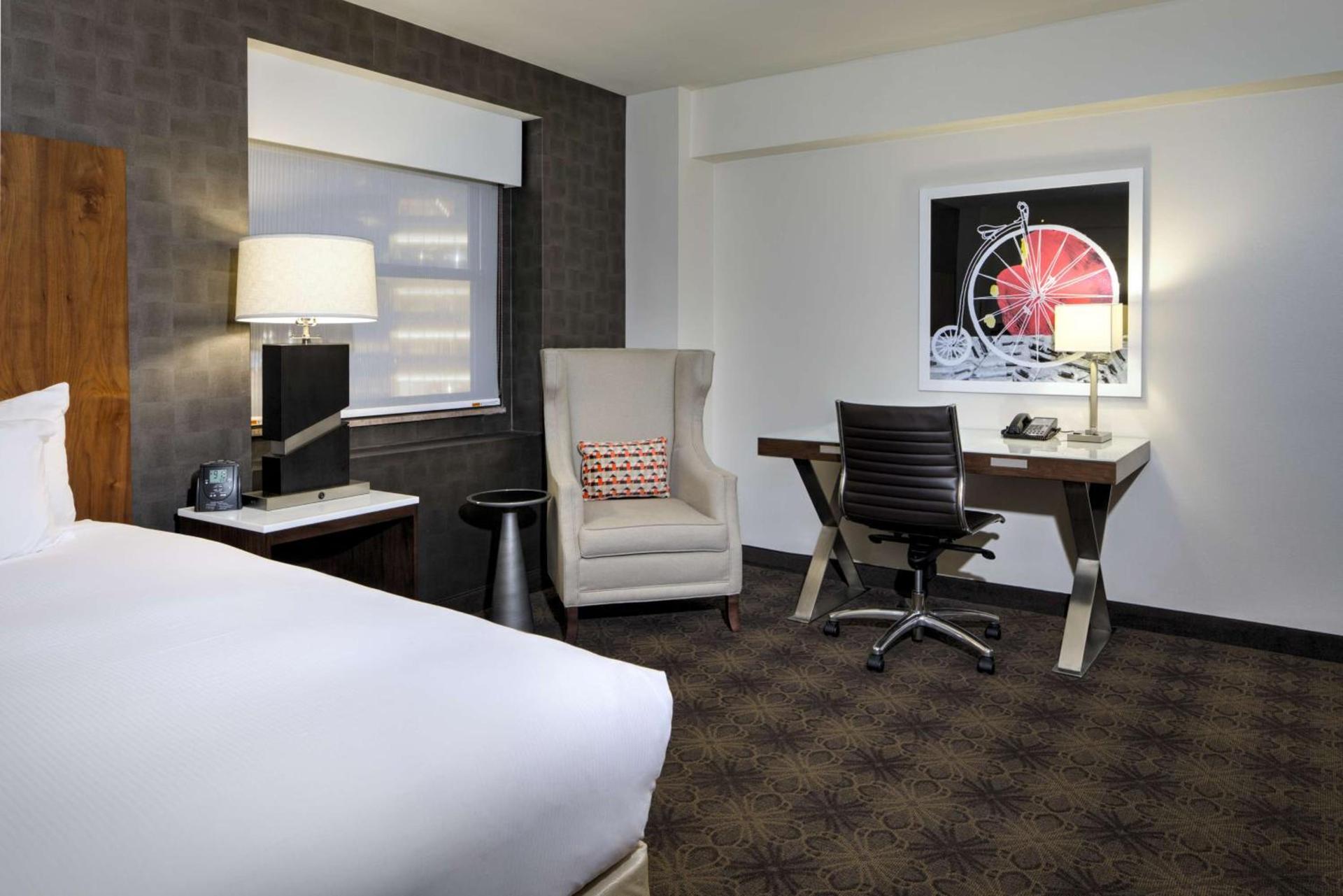 DoubleTree by Hilton Hotel & Suites Pittsburgh Downtown photo 38