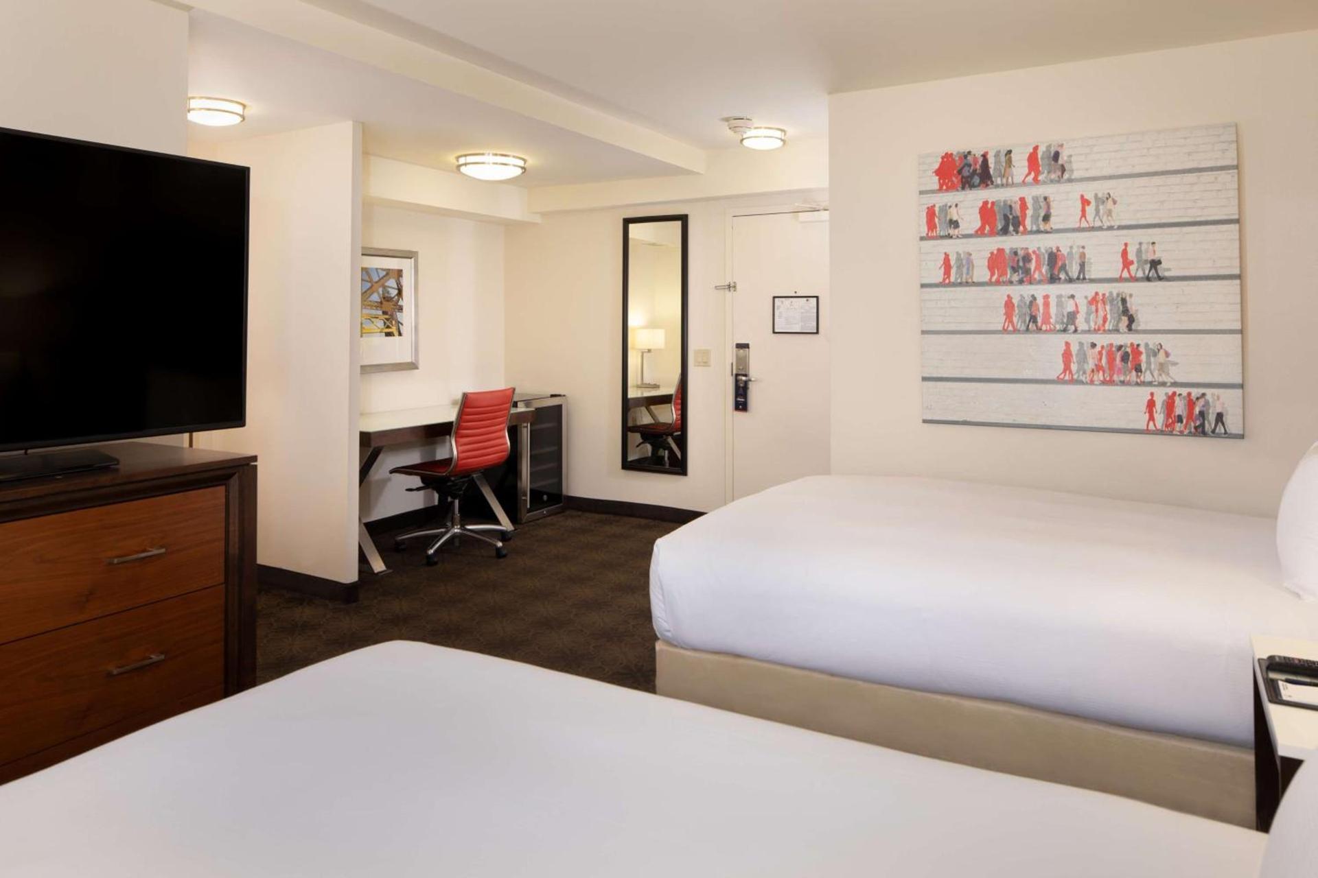 DoubleTree by Hilton Hotel & Suites Pittsburgh Downtown photo 49