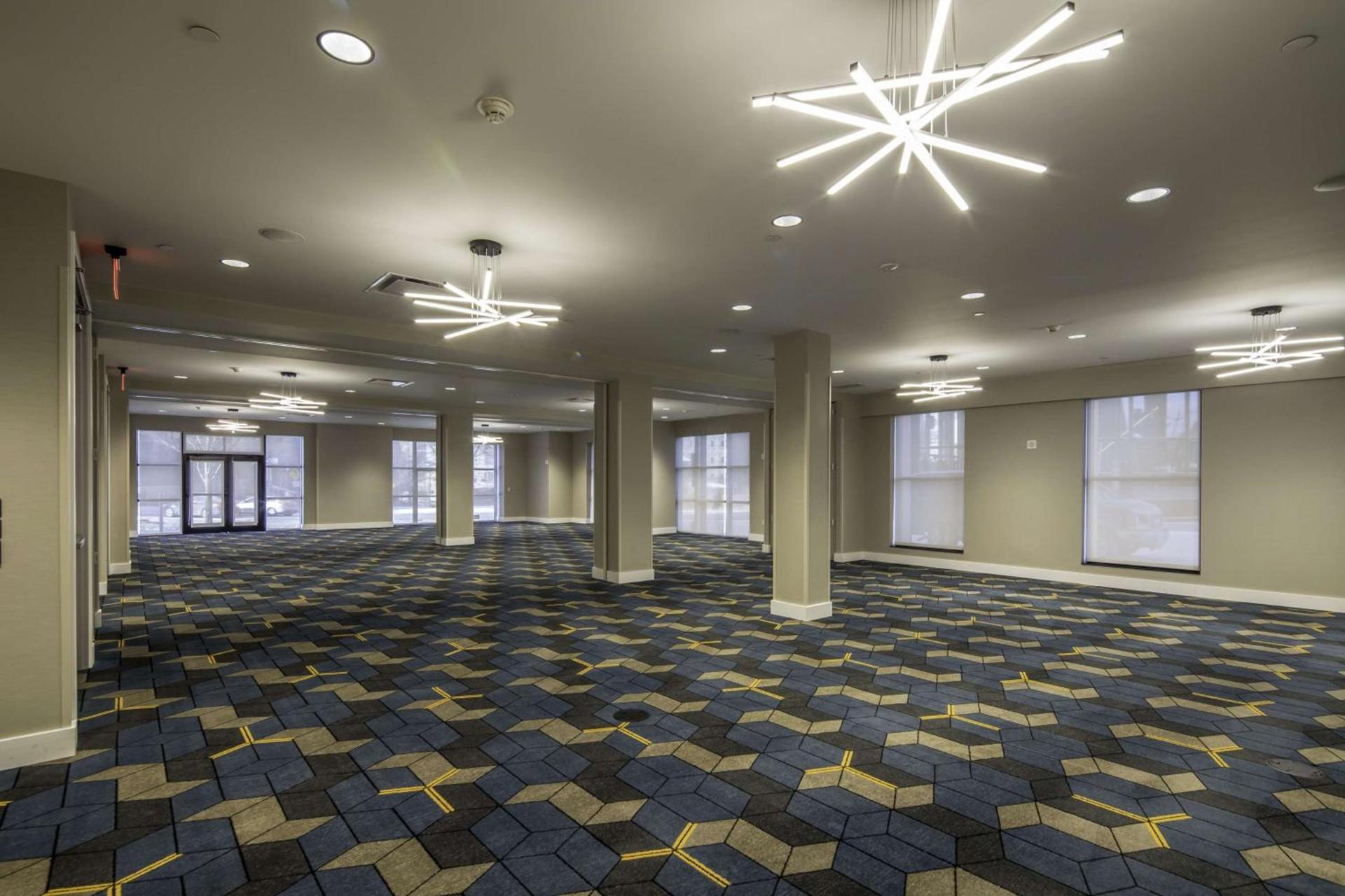 DoubleTree by Hilton Hotel & Suites Pittsburgh Downtown photo 61