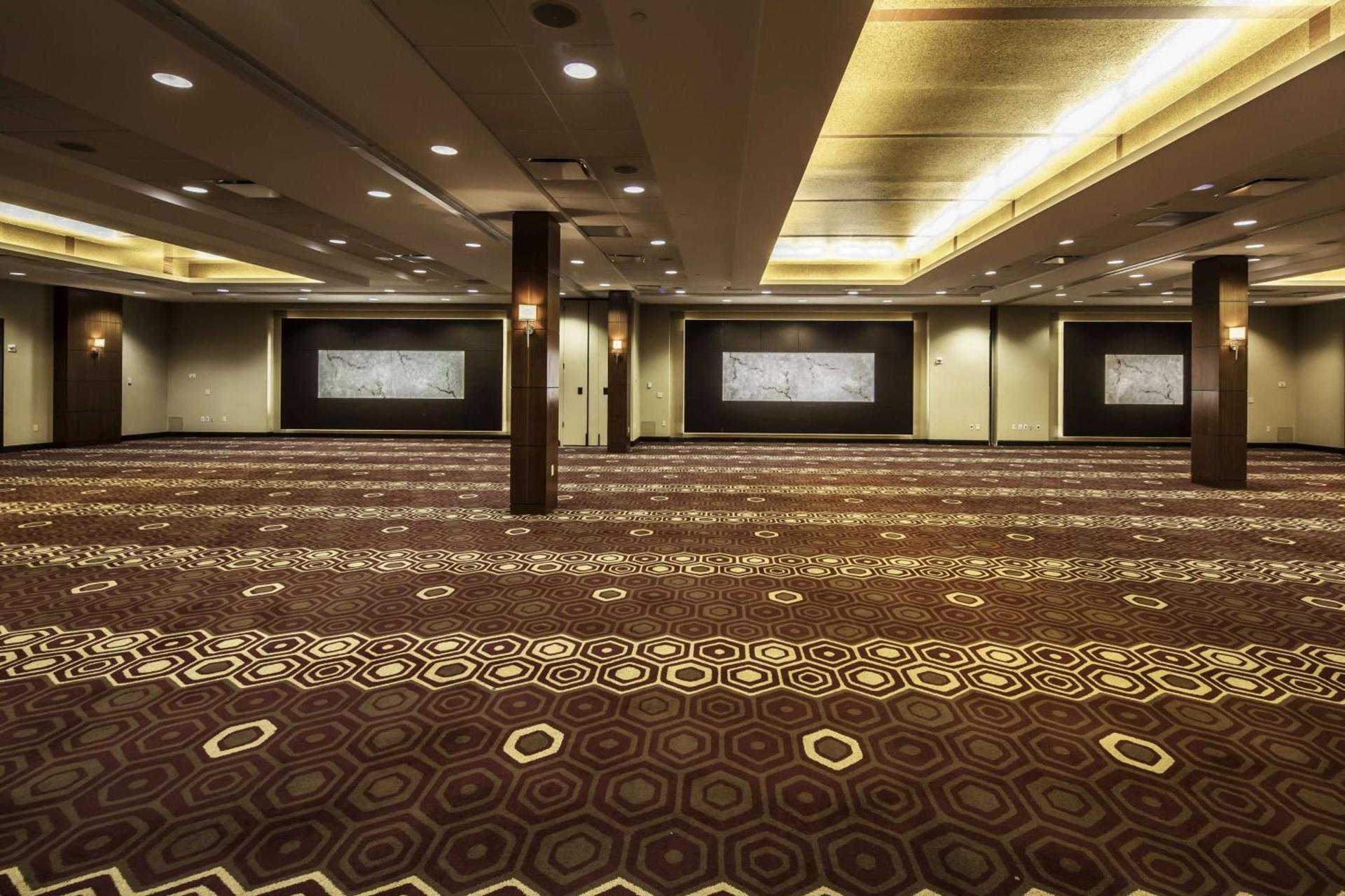 DoubleTree by Hilton Hotel & Suites Pittsburgh Downtown photo 62