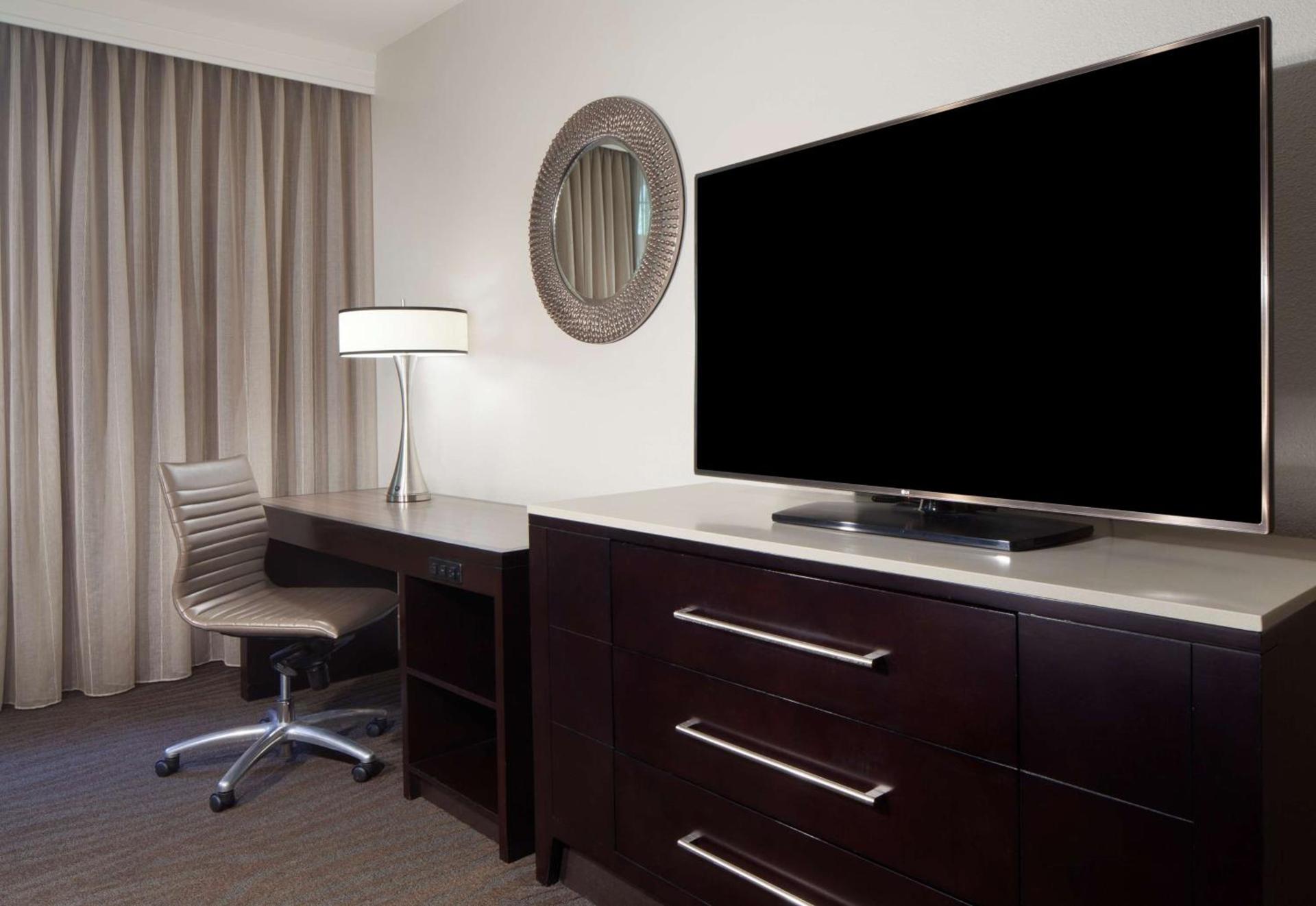 Hilton Santa Cruz Scotts Valley photo 45