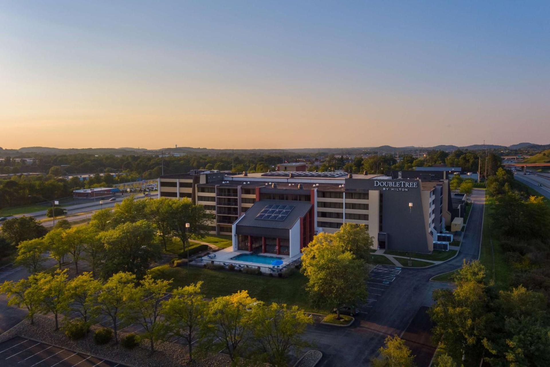 DoubleTree by Hilton Pittsburgh - Cranberry — hotel in Cranberry Township