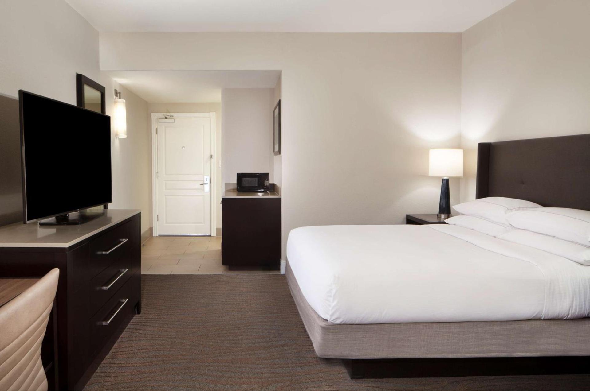 Hilton Santa Cruz Scotts Valley photo 46