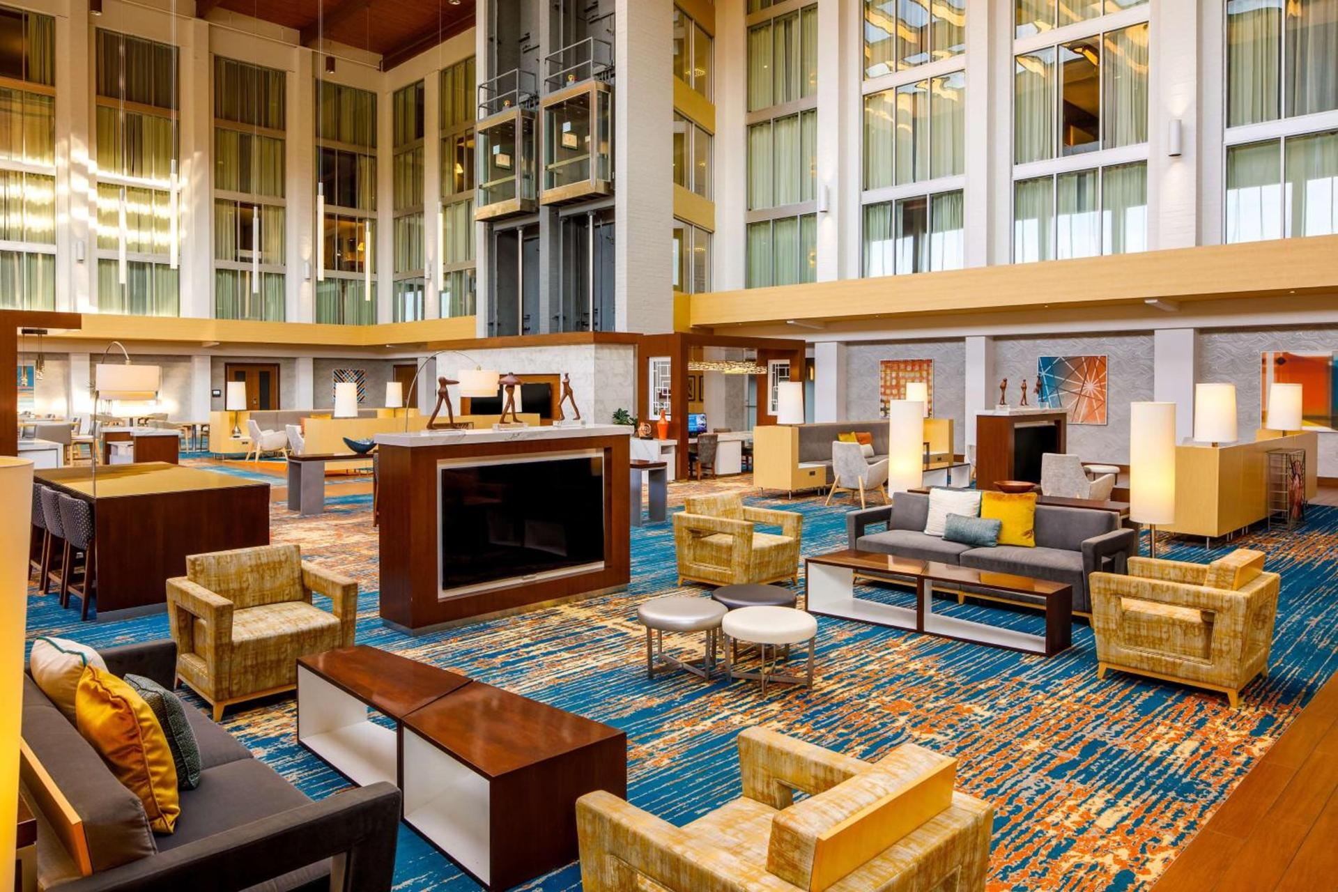 DoubleTree by Hilton Pittsburgh - Cranberry photo 10