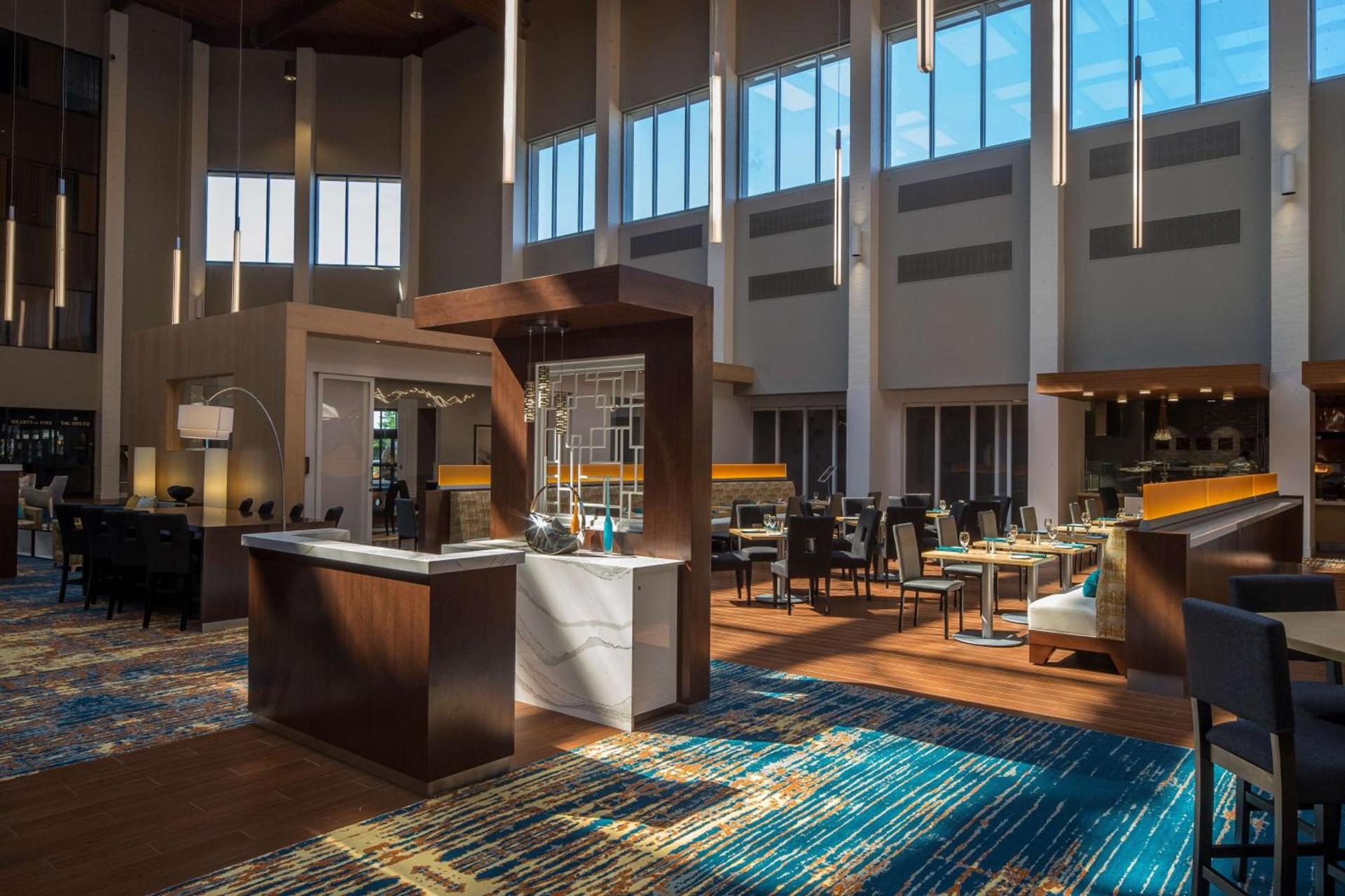 DoubleTree by Hilton Pittsburgh - Cranberry photo 21