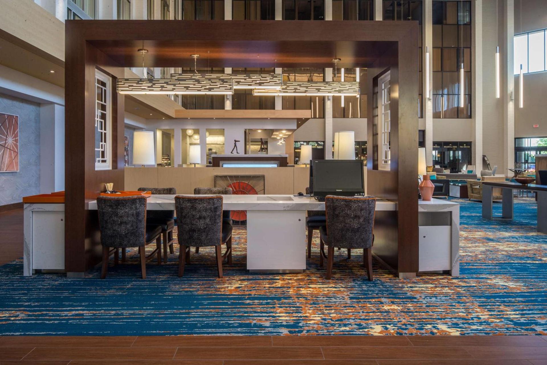 DoubleTree by Hilton Pittsburgh - Cranberry photo 24