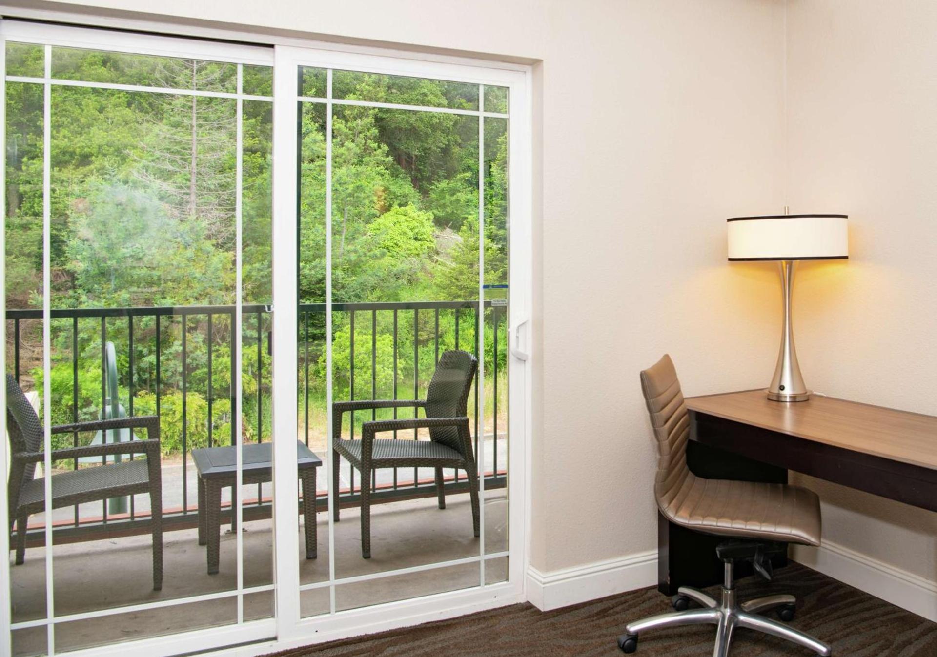 Hilton Santa Cruz Scotts Valley photo 51