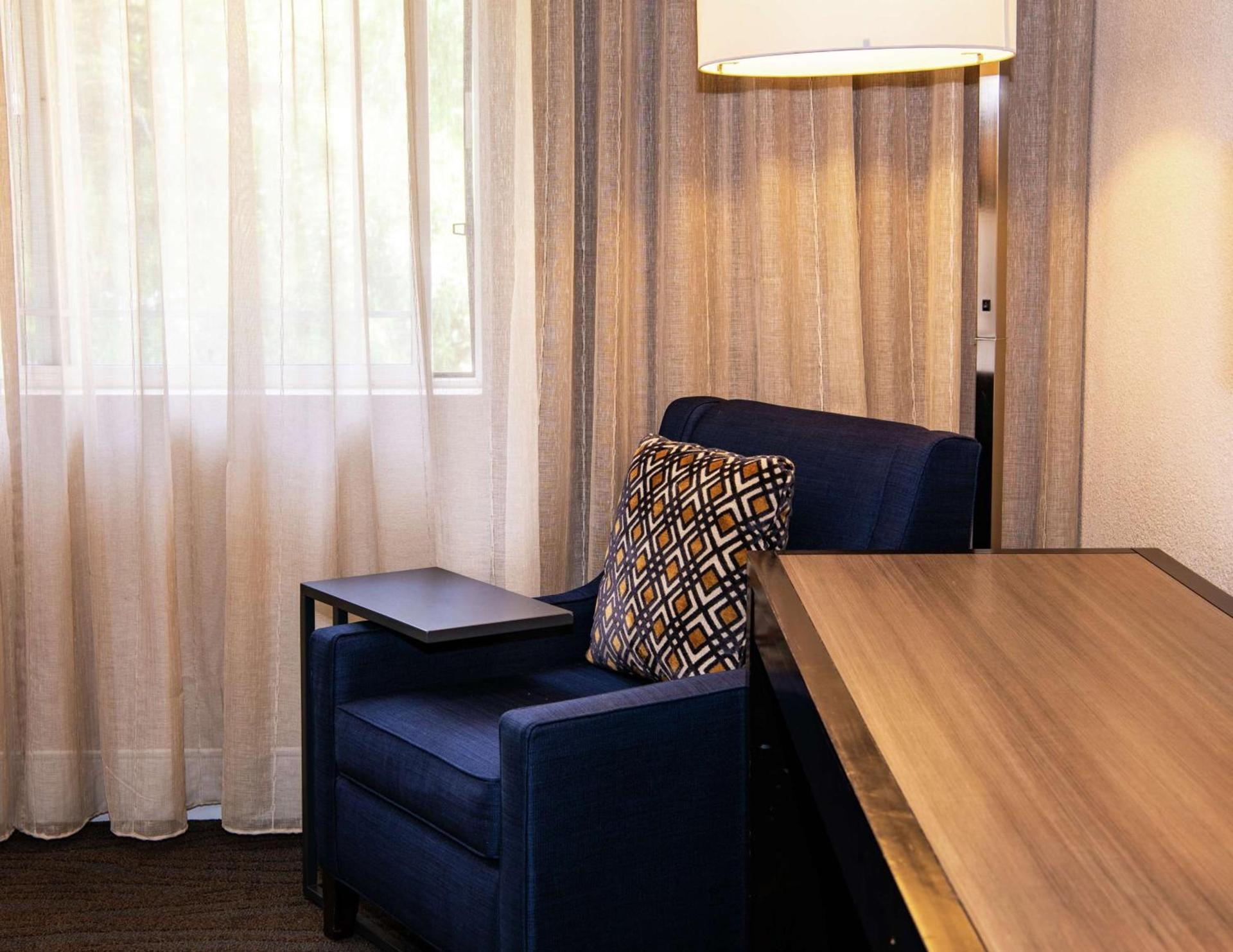 Hilton Santa Cruz Scotts Valley photo 54