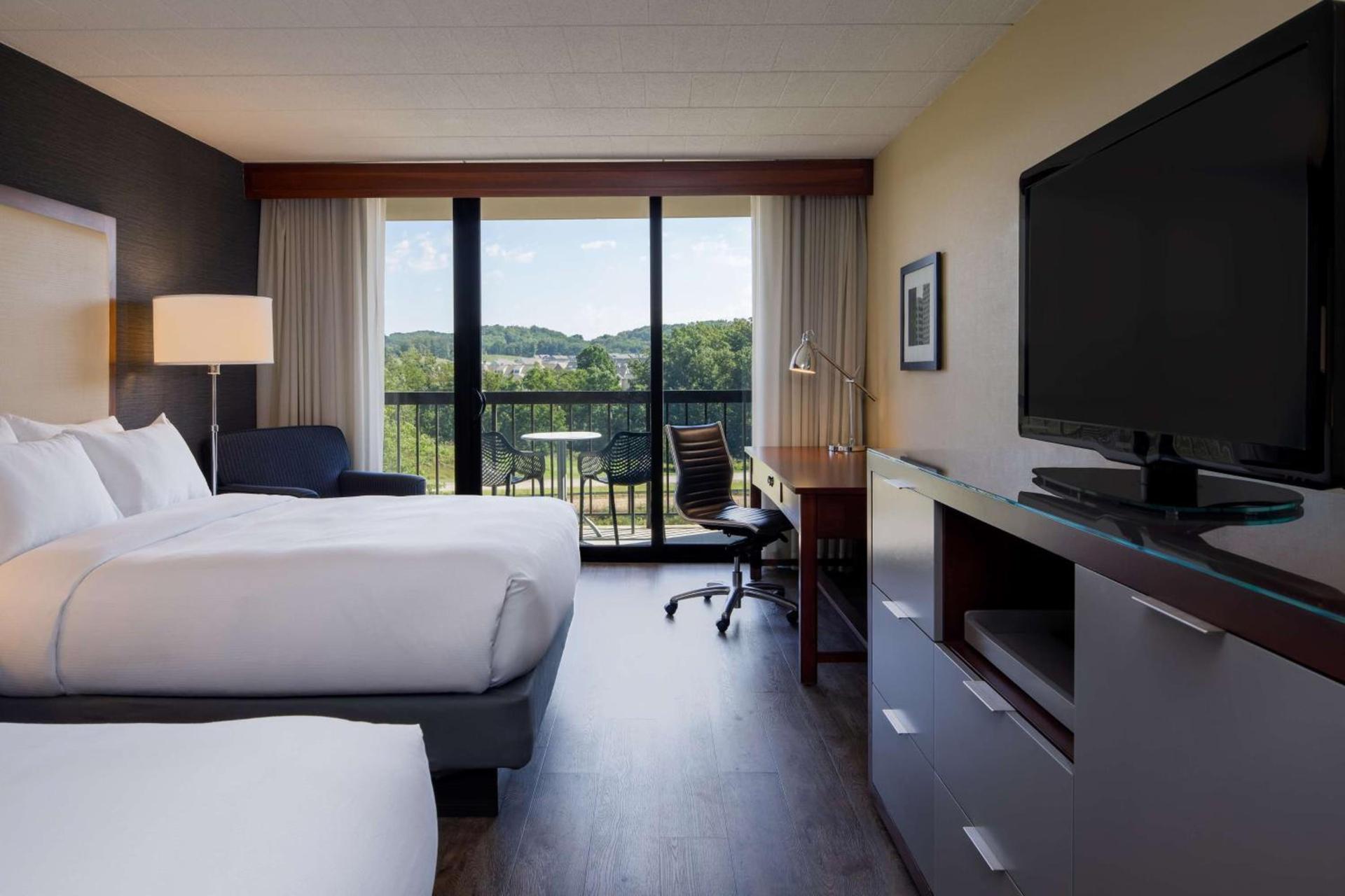 DoubleTree by Hilton Pittsburgh - Cranberry photo 56