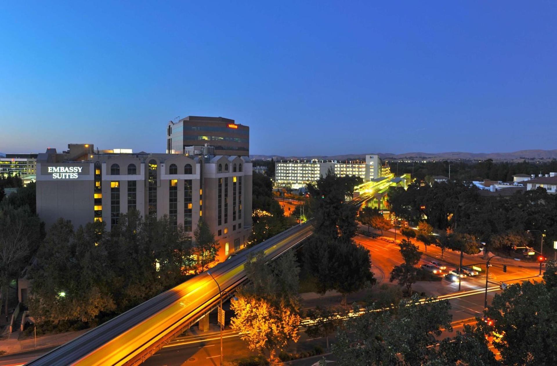 Embassy Suites by Hilton Walnut Creek photo 2