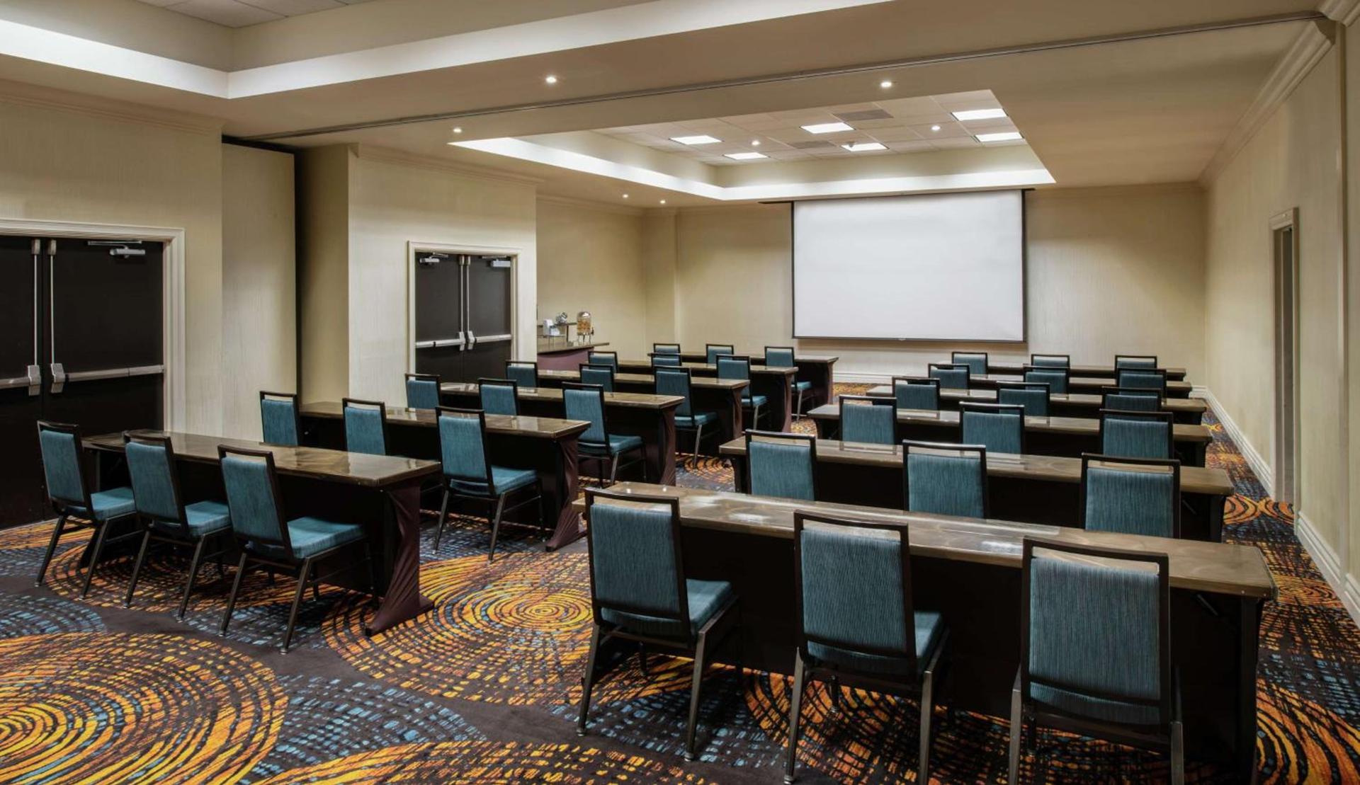 Embassy Suites by Hilton Walnut Creek photo 37