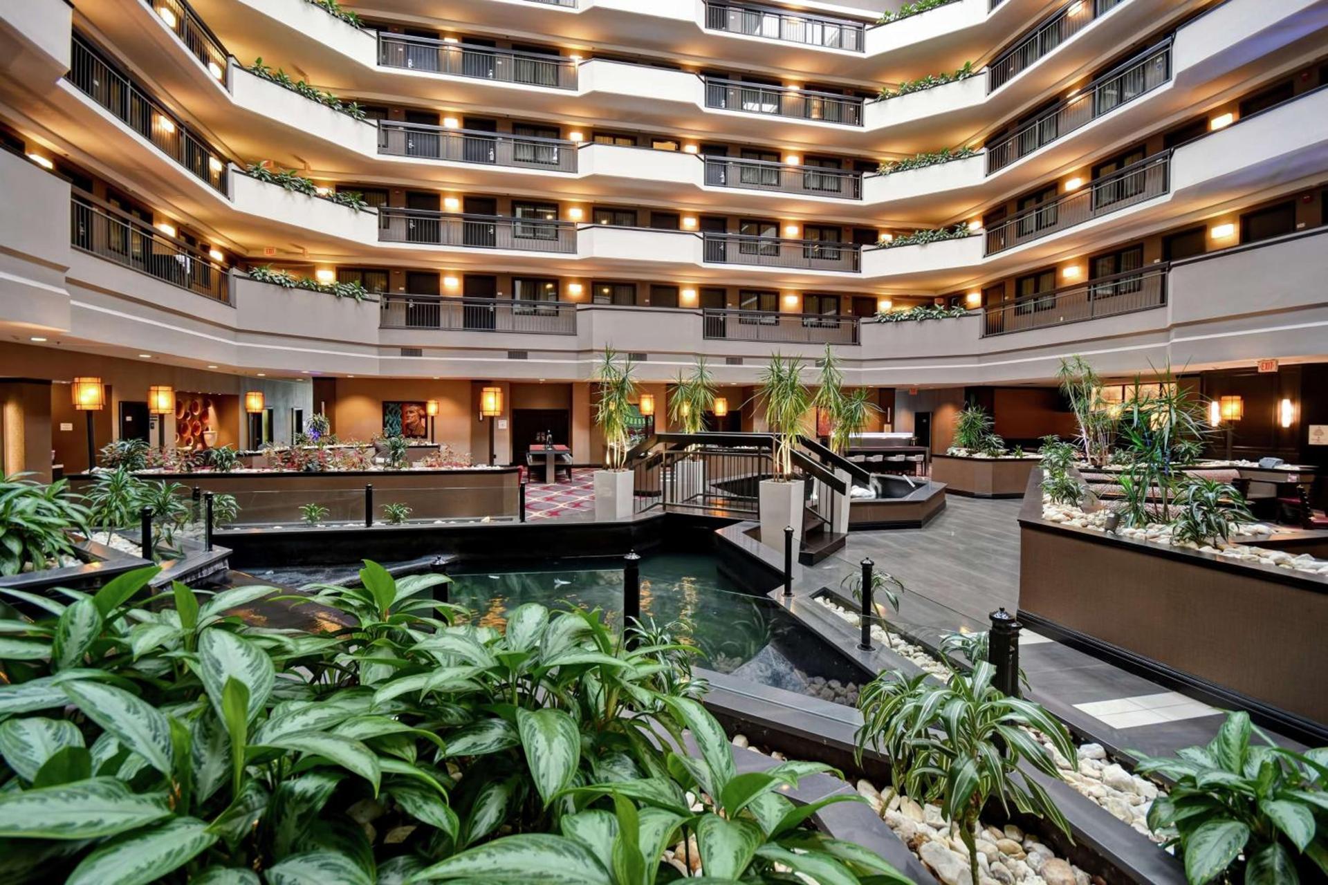 Embassy Suites by Hilton Dulles Airport photo 5
